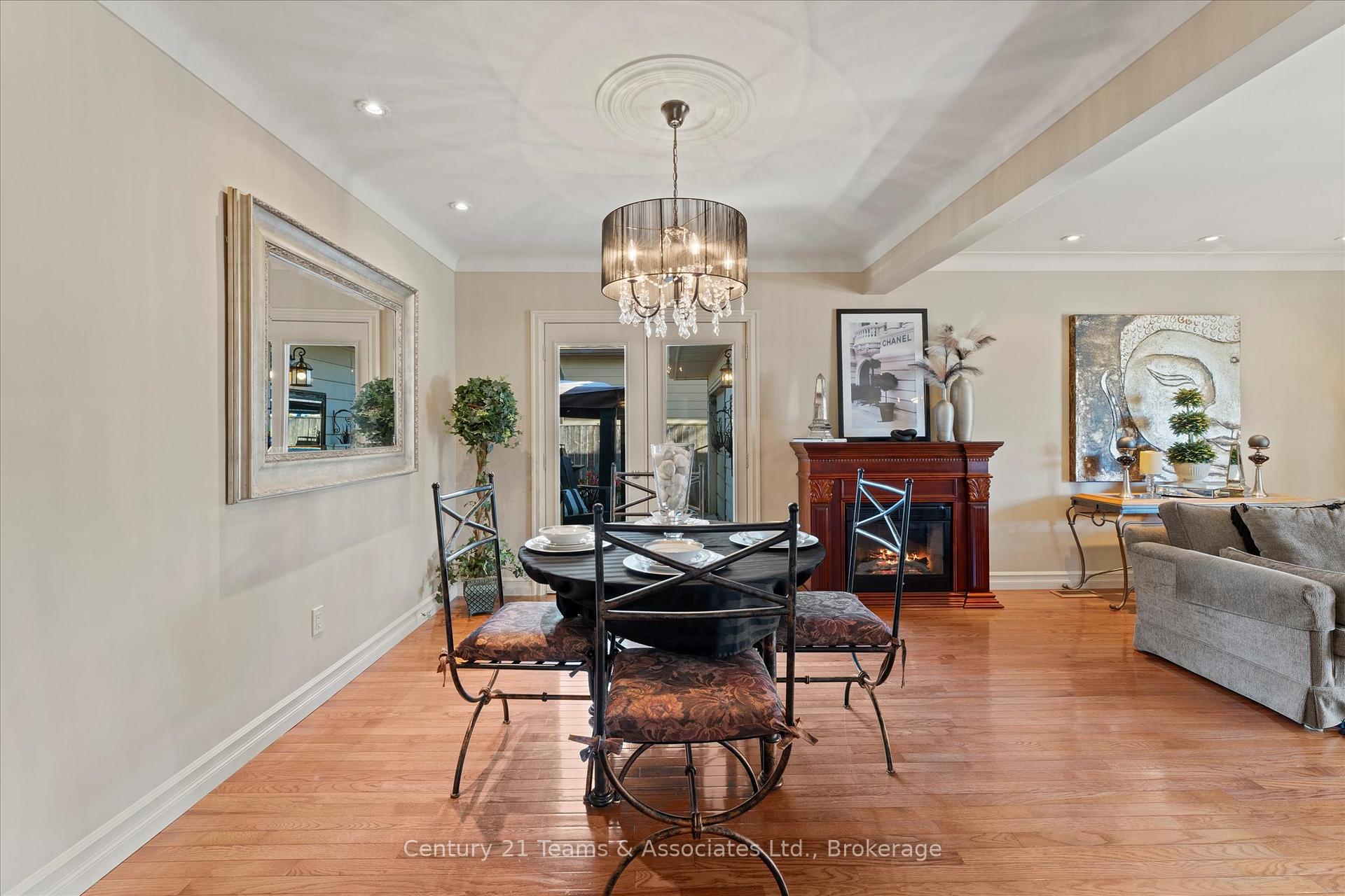 Photo 11 of 9590 Kerby Road, Windsor — HOMEH