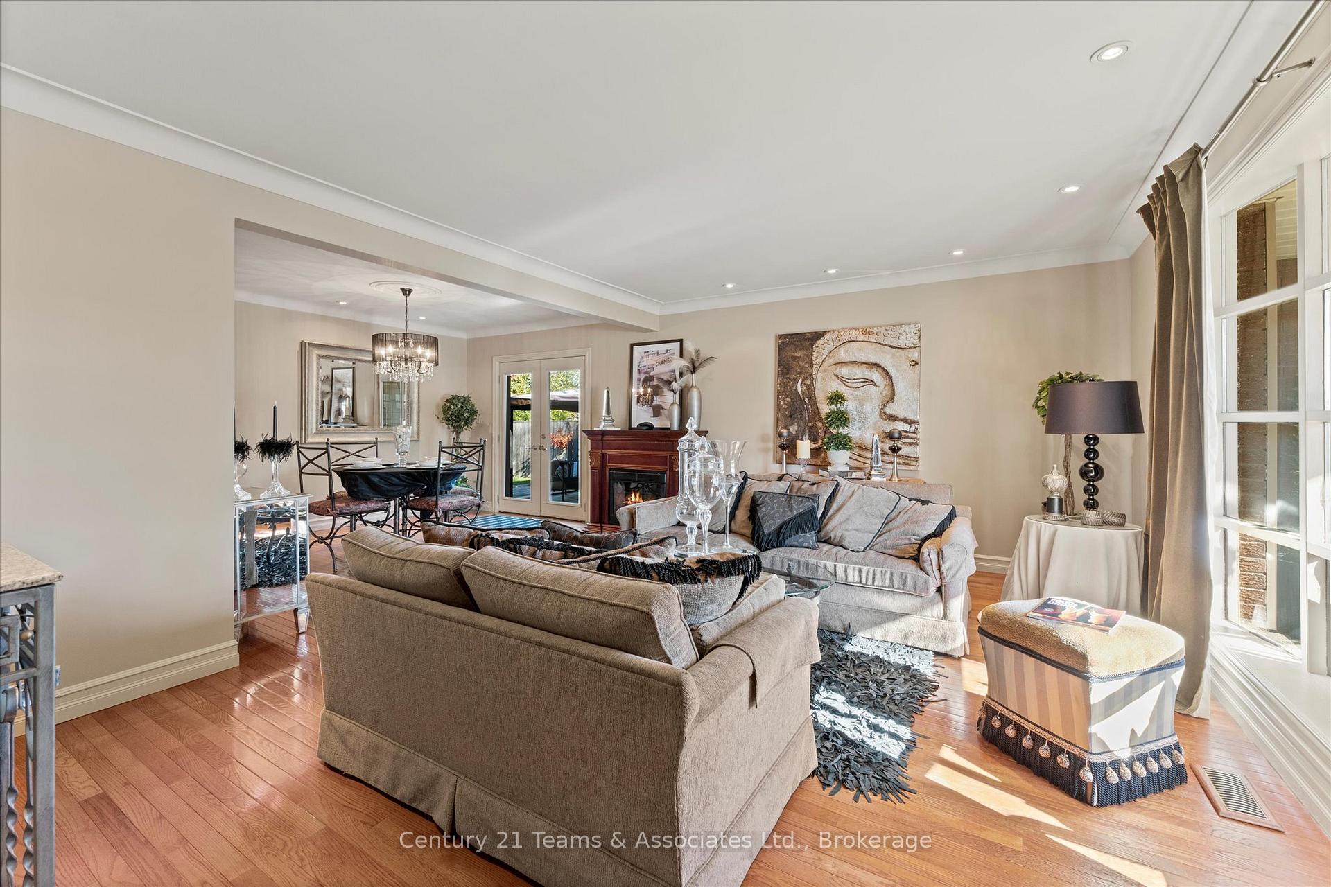 Photo 14 of 9590 Kerby Road, Windsor — HOMEH