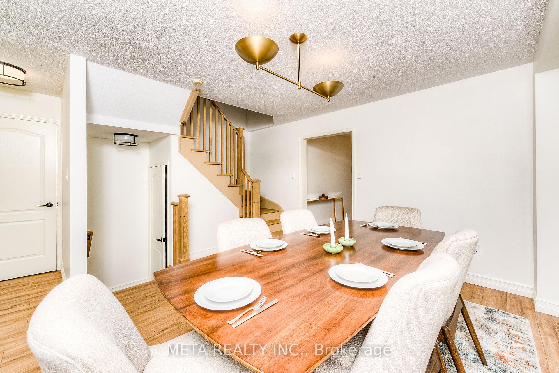 Photo 9 of 17 Brownridge Place, Whitby, Williamsburg — HOMEH