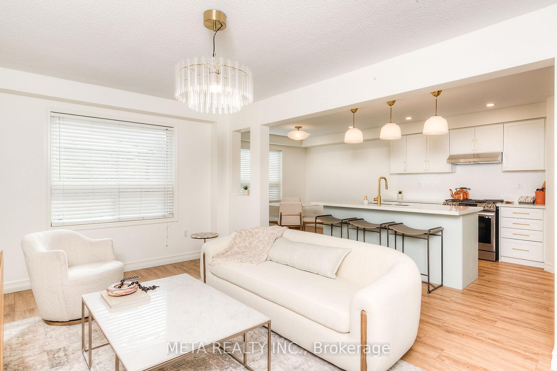 Photo 13 of 17 Brownridge Place, Whitby, Williamsburg — HOMEH