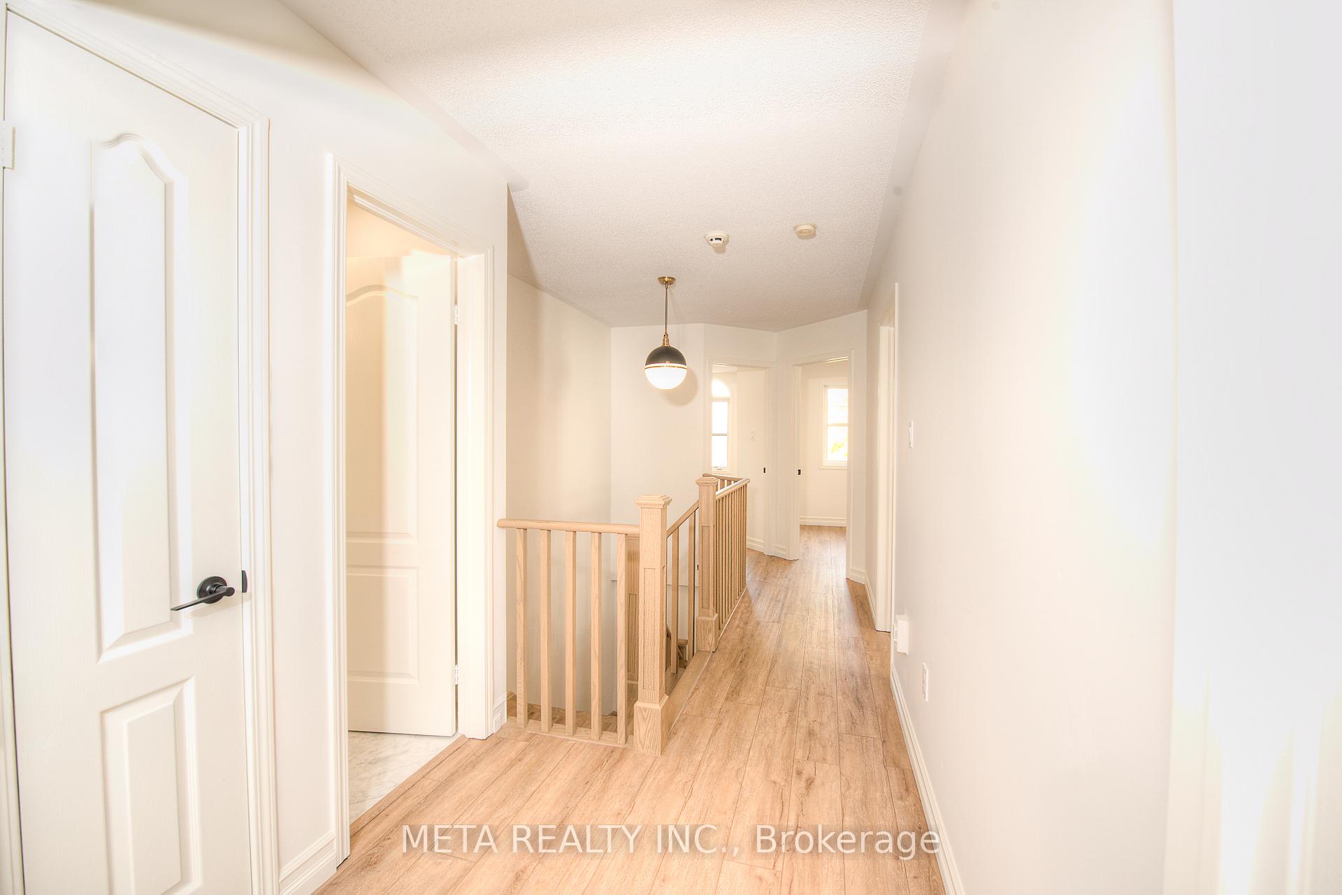 Photo 39 of 17 Brownridge Place, Whitby, Williamsburg — HOMEH