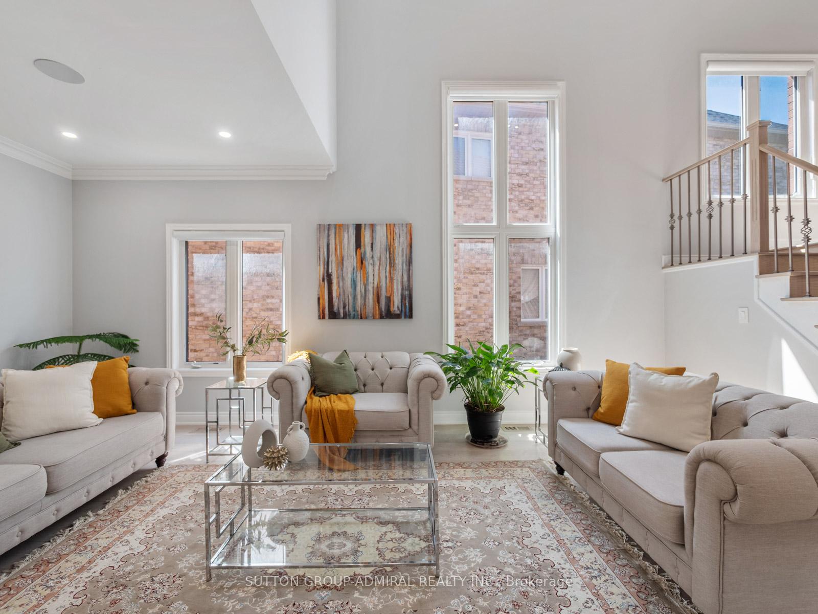 Photo 5 of 60 Starwood Road, Vaughan, Patterson — HOMEH