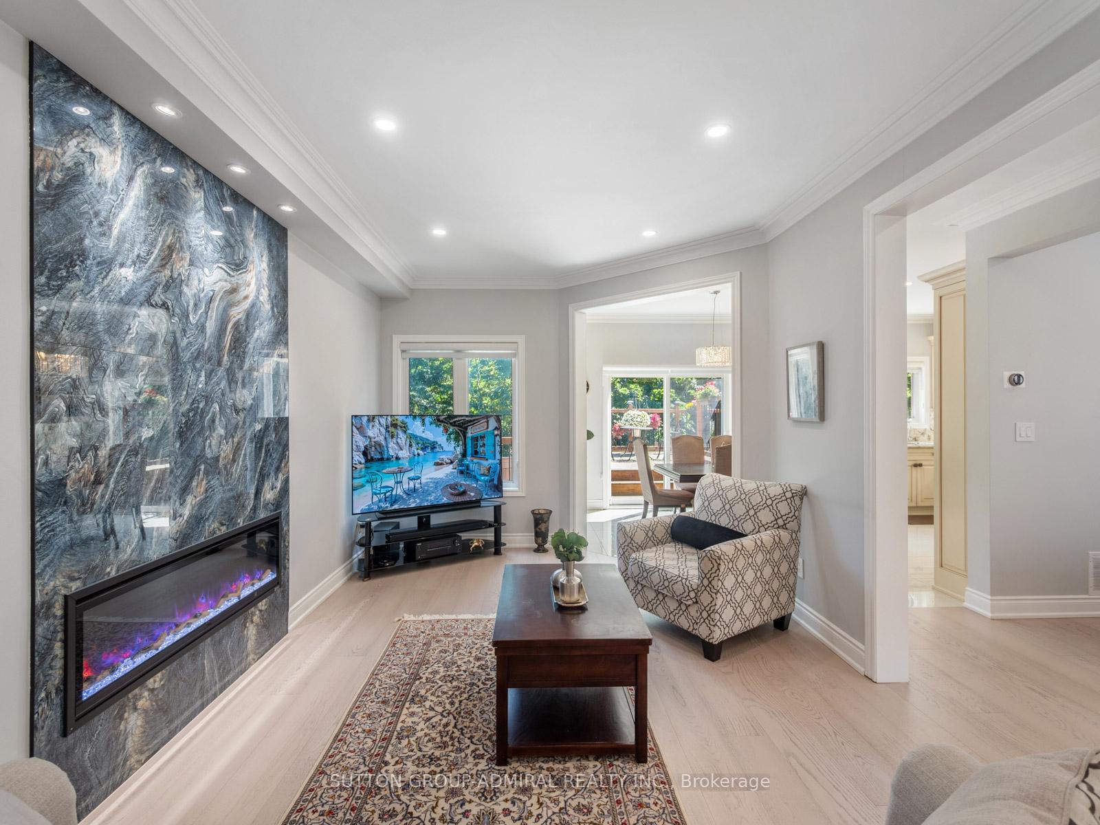 Photo 8 of 60 Starwood Road, Vaughan, Patterson — HOMEH