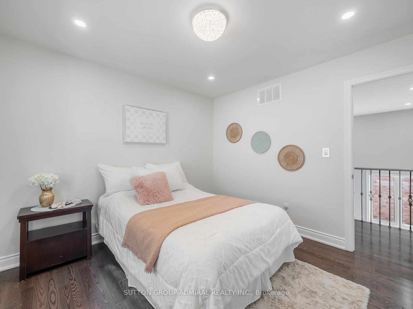 Photo 26 of 60 Starwood Road, Vaughan, Patterson — HOMEH