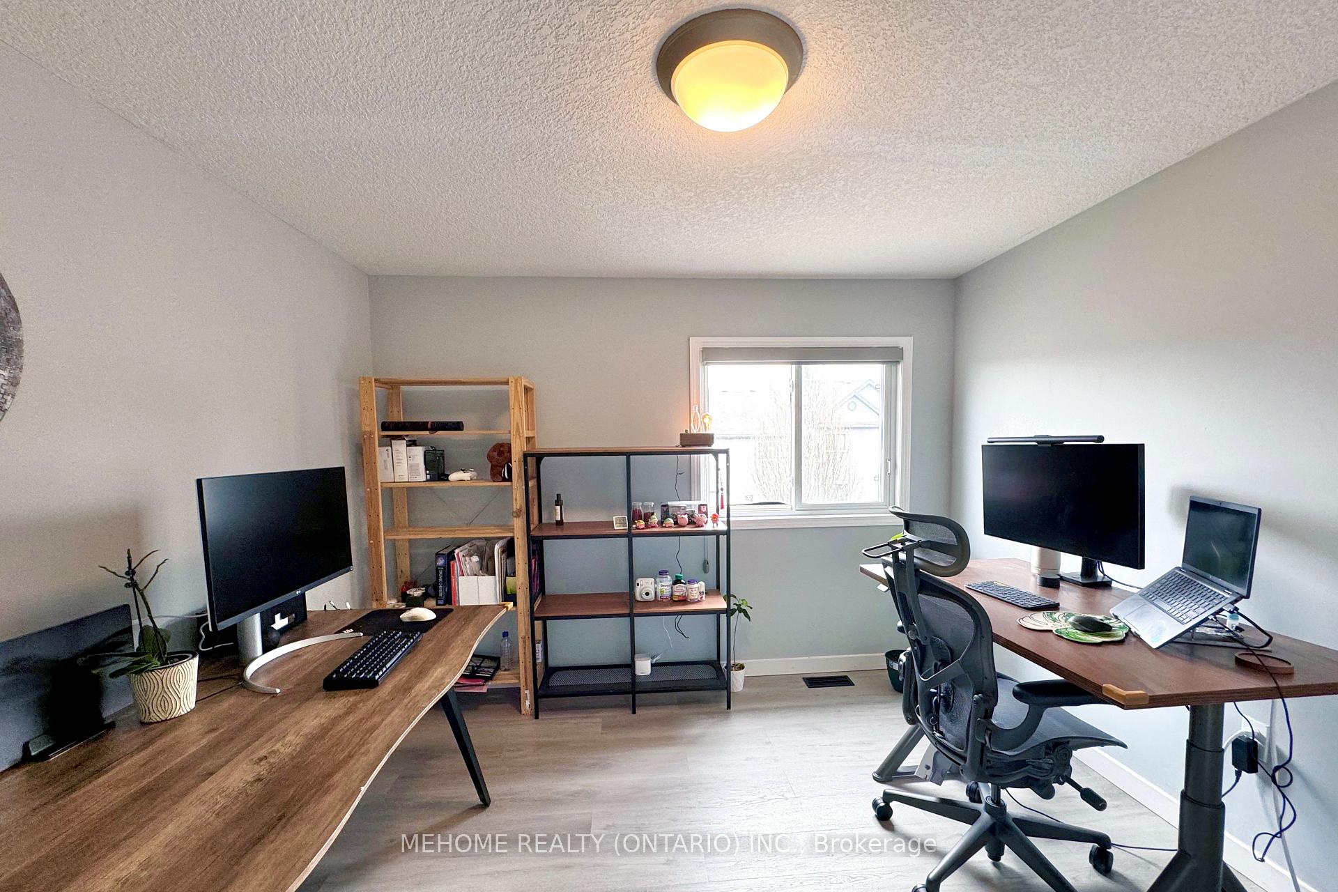 Photo 9 of 605 Goldthread Street, Waterloo — HOMEH