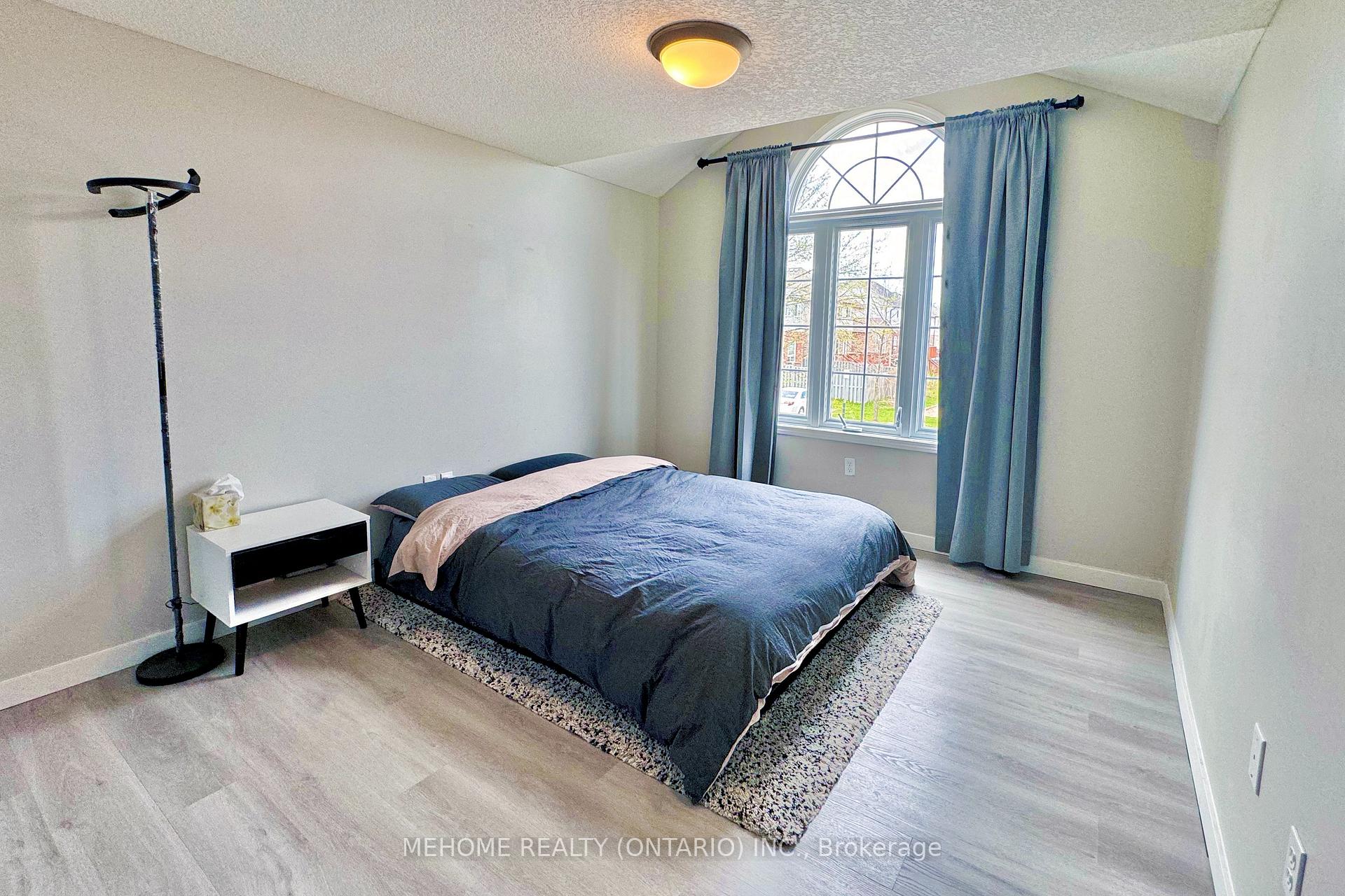 Photo 10 of 605 Goldthread Street, Waterloo — HOMEH