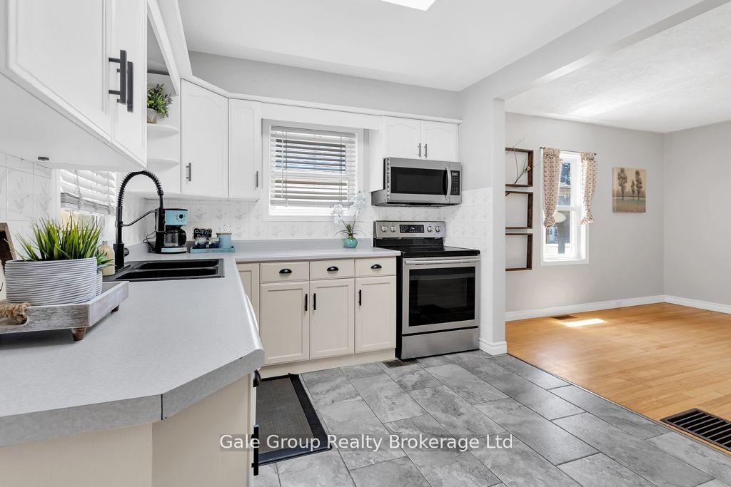 Photo 13 of 253 John Street N, Aylmer — HOMEH