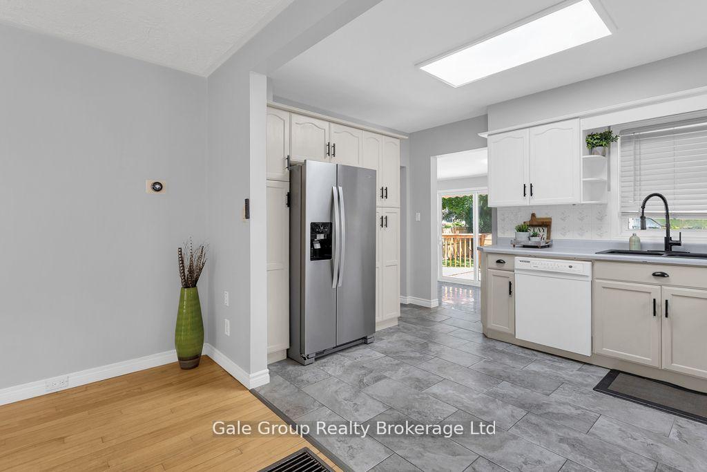 Photo 11 of 253 John Street N, Aylmer — HOMEH
