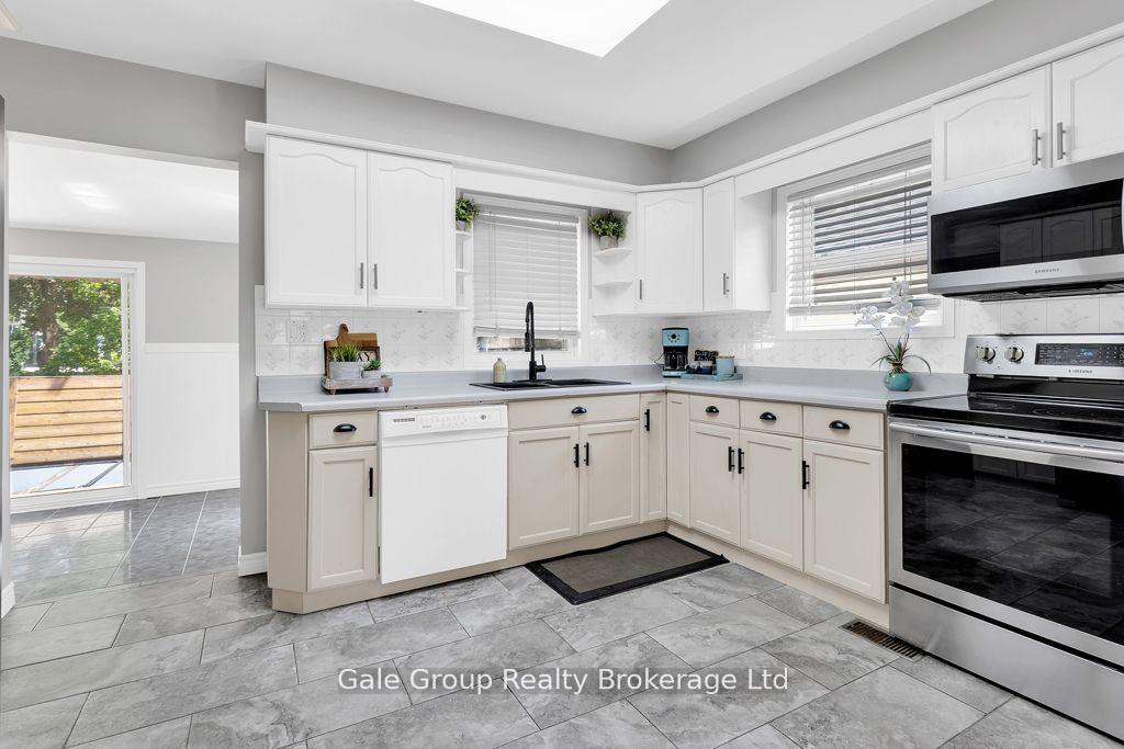 Photo 12 of 253 John Street N, Aylmer — HOMEH