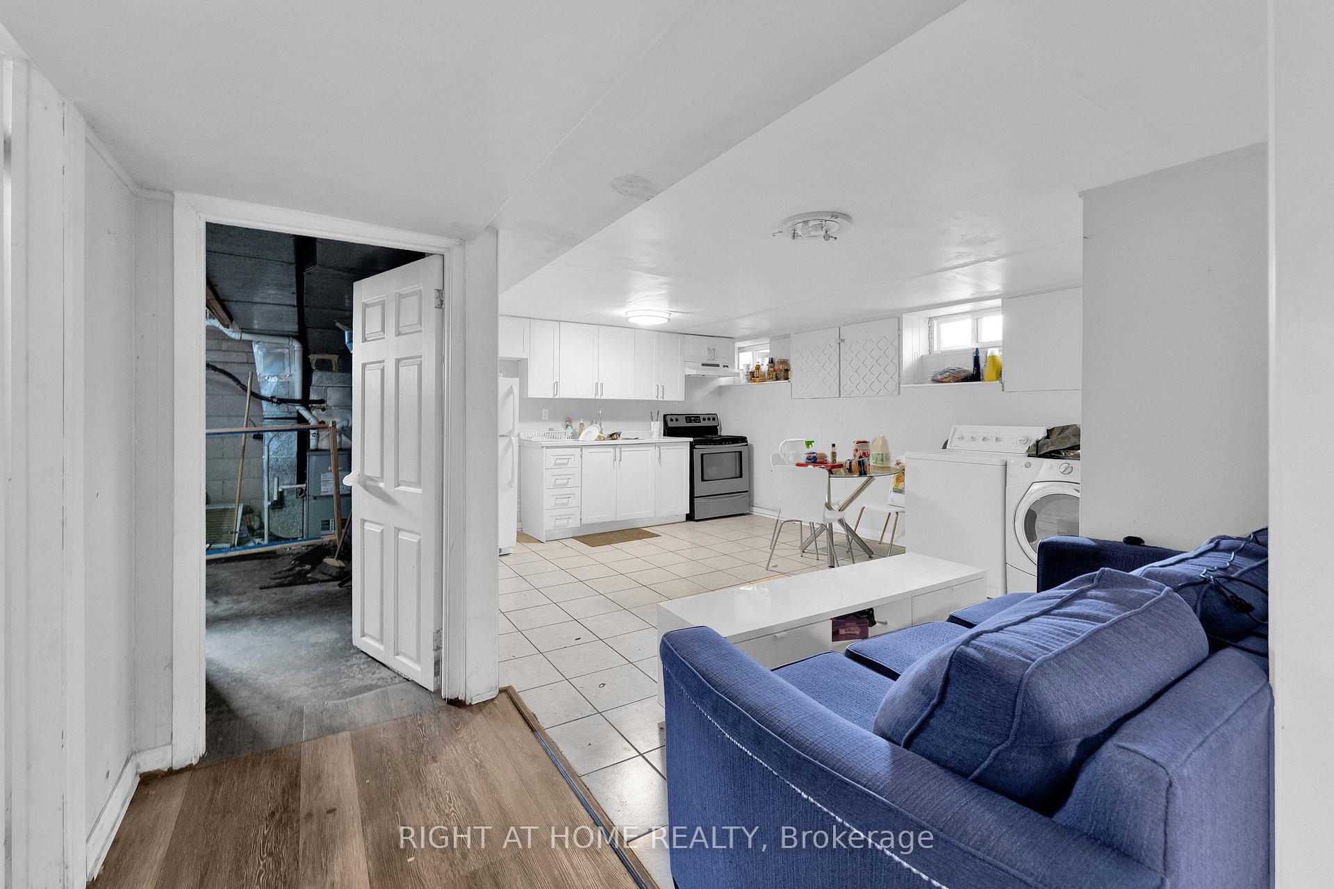 Photo 19 of 2517 Dandurand Avenue, Windsor — HOMEH