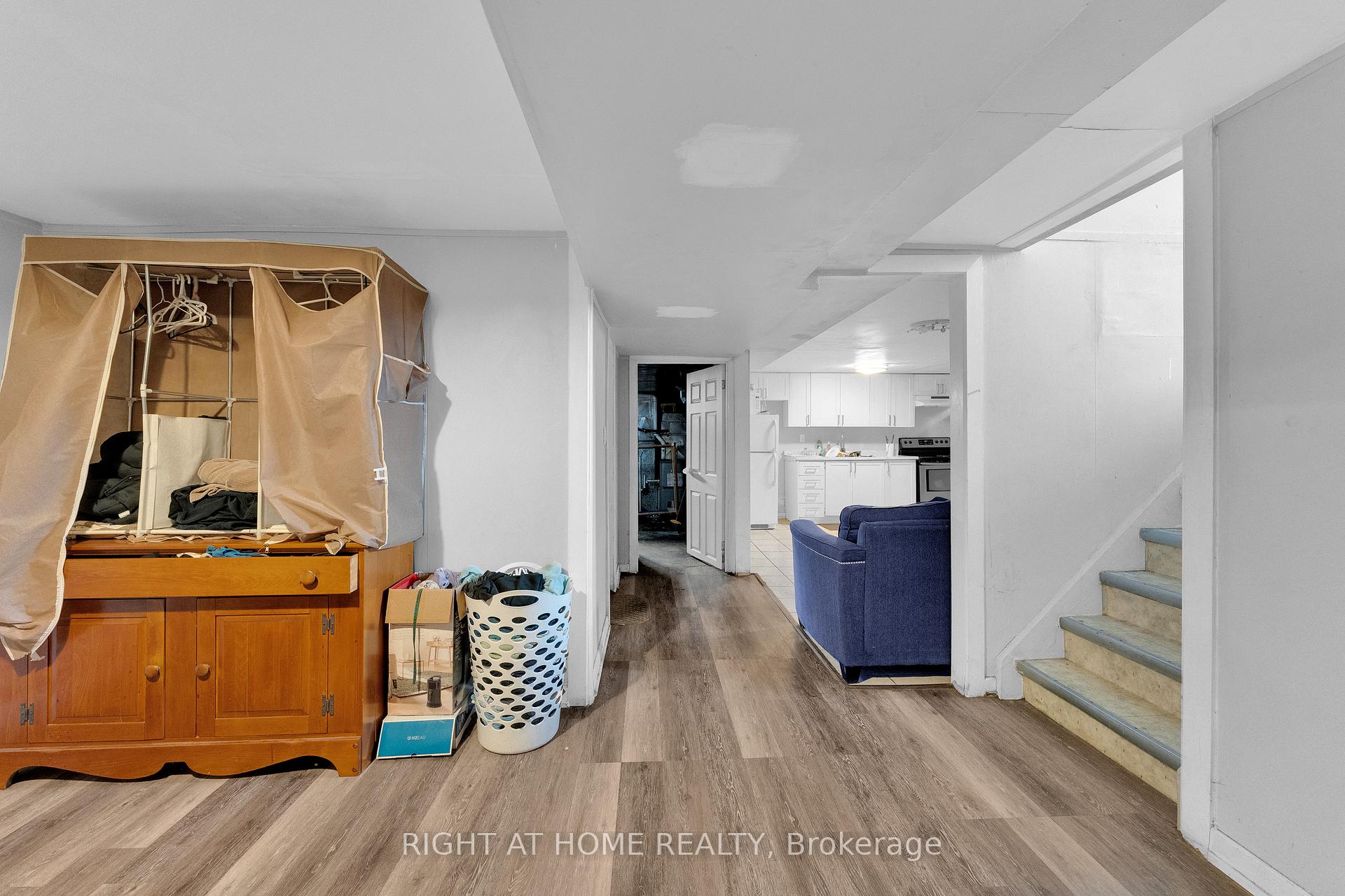 Photo 20 of 2517 Dandurand Avenue, Windsor — HOMEH