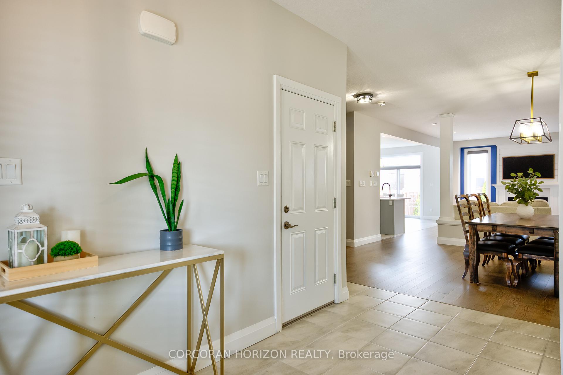 Photo 6 of 144 Steeplechase Way, Waterloo — HOMEH