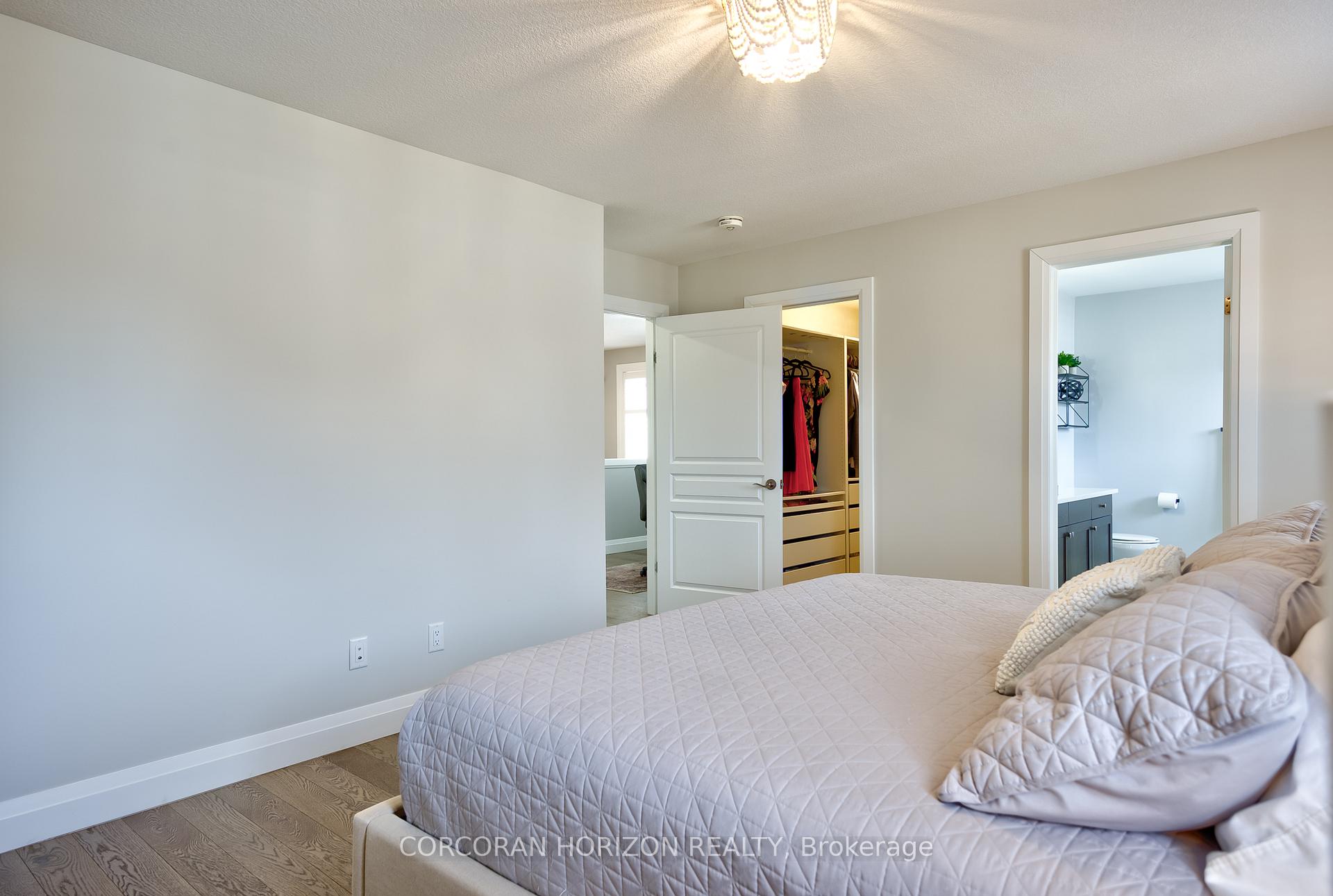 Photo 32 of 144 Steeplechase Way, Waterloo — HOMEH