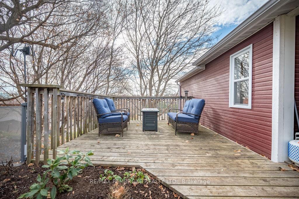 Photo 3 of 58 Knox Terrace, Bonnechere Valley, Eganville/Bonnechere Twp — HOMEH