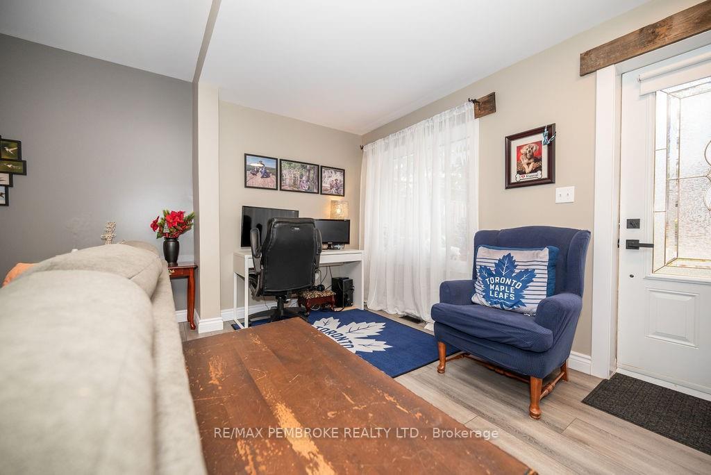 Photo 19 of 58 Knox Terrace, Bonnechere Valley, Eganville/Bonnechere Twp — HOMEH