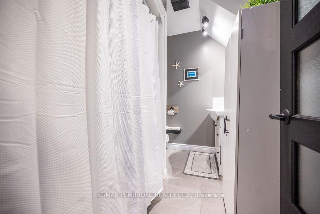 Photo 18 of 58 Knox Terrace, Bonnechere Valley, Eganville/Bonnechere Twp — HOMEH