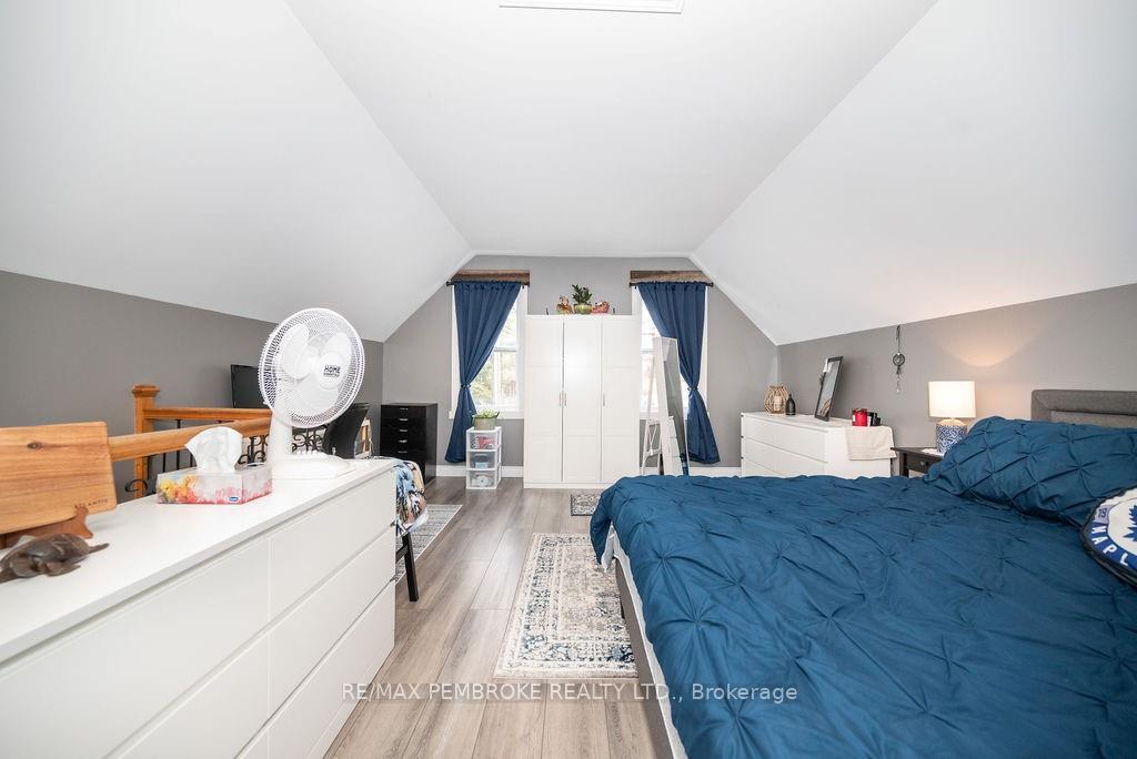 Photo 21 of 58 Knox Terrace, Bonnechere Valley, Eganville/Bonnechere Twp — HOMEH