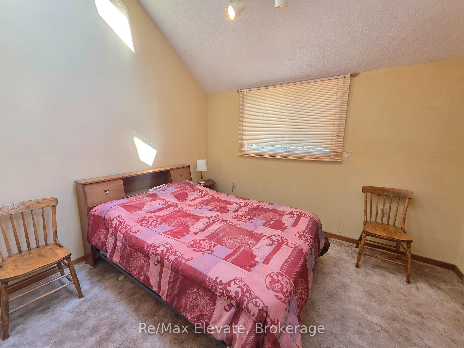 Photo 11 of 1679 Shore Lane, Wasaga Beach — HOMEH