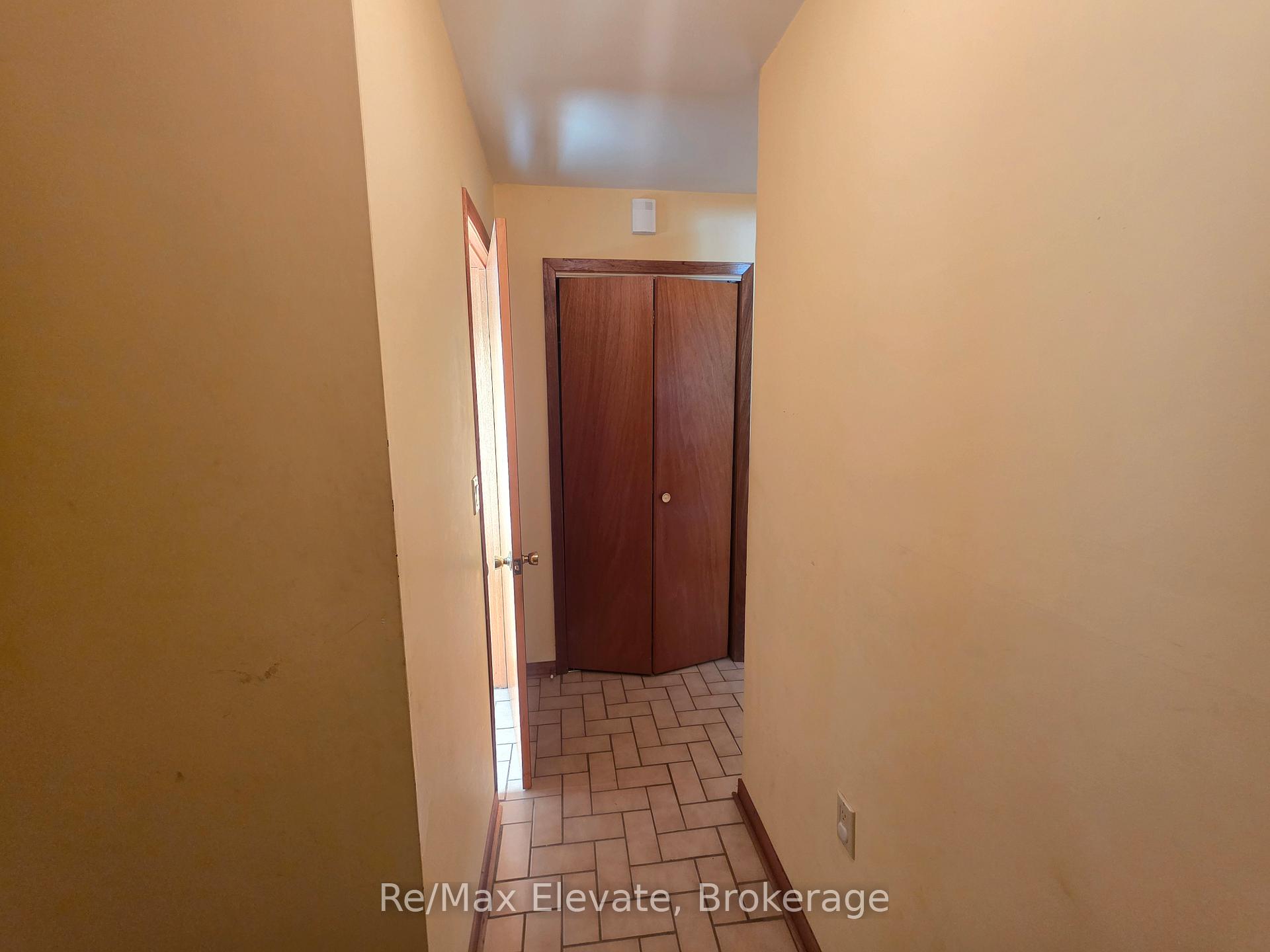Photo 13 of 1679 Shore Lane, Wasaga Beach — HOMEH