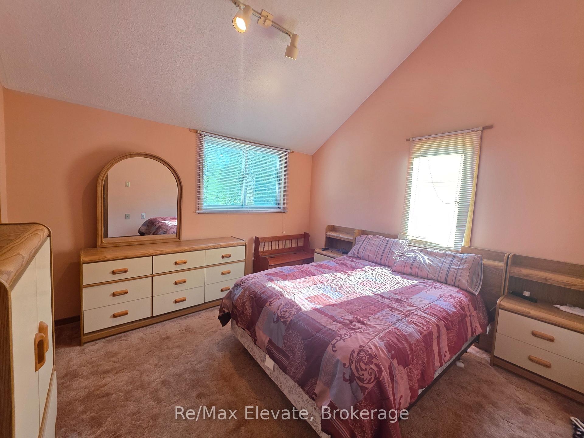 Photo 14 of 1679 Shore Lane, Wasaga Beach — HOMEH