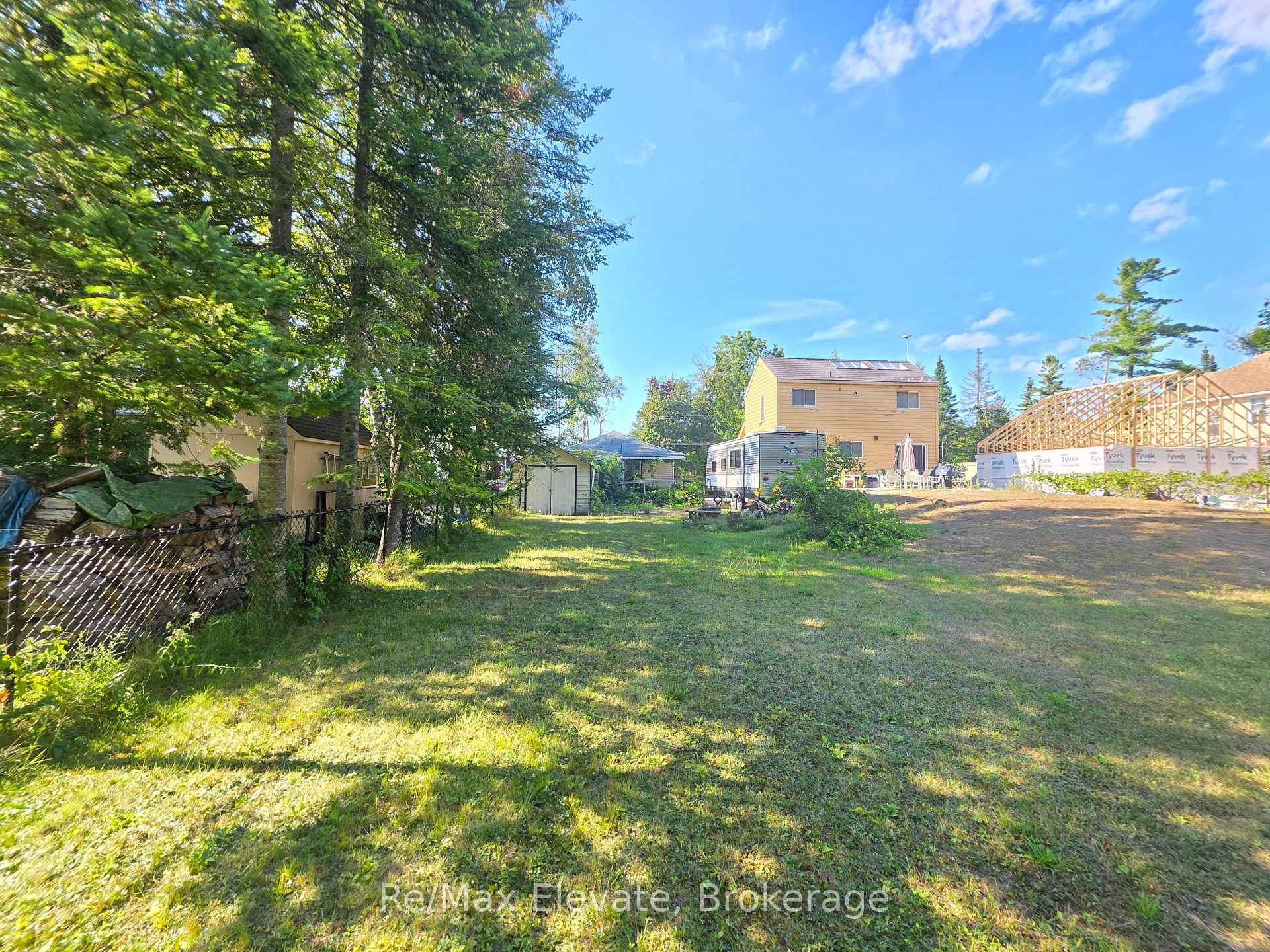 Photo 18 of 1679 Shore Lane, Wasaga Beach — HOMEH