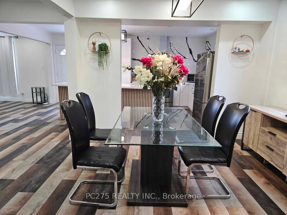 Photo 11 of 508 Barwick Crescent, Waterloo — HOMEH