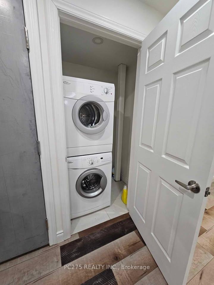 Photo 20 of 508 Barwick Crescent, Waterloo — HOMEH