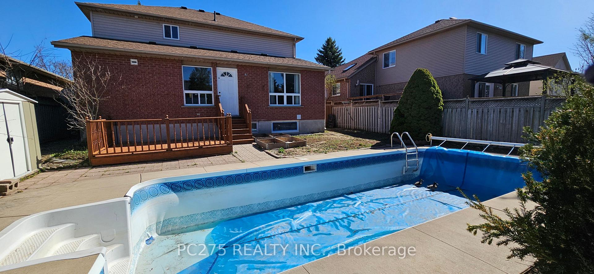 Photo 35 of 508 Barwick Crescent, Waterloo — HOMEH