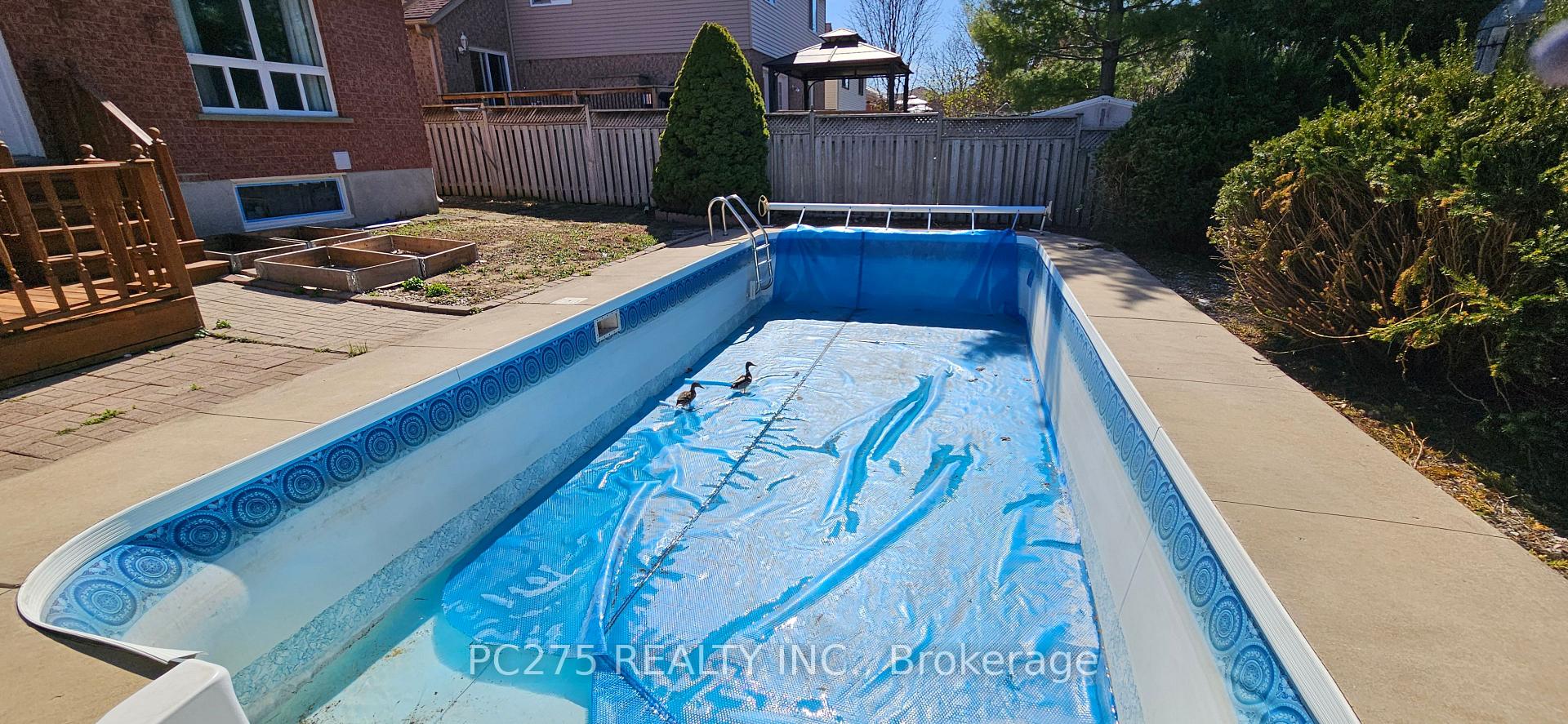 Photo 36 of 508 Barwick Crescent, Waterloo — HOMEH