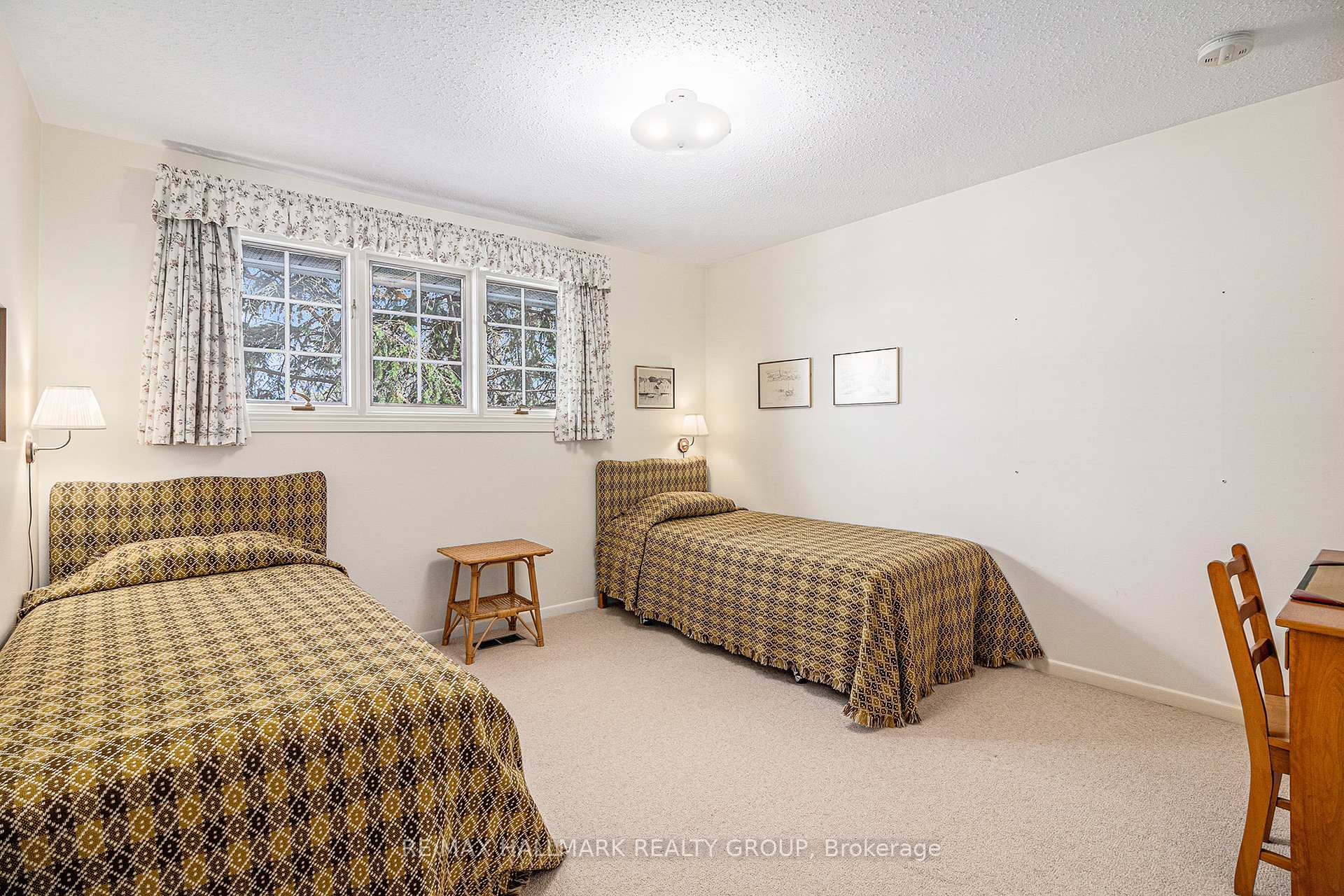 Photo 21 of 2302 Virginia Drive, Ottawa, Guildwood Estates - Urbandale Acres — HOMEH