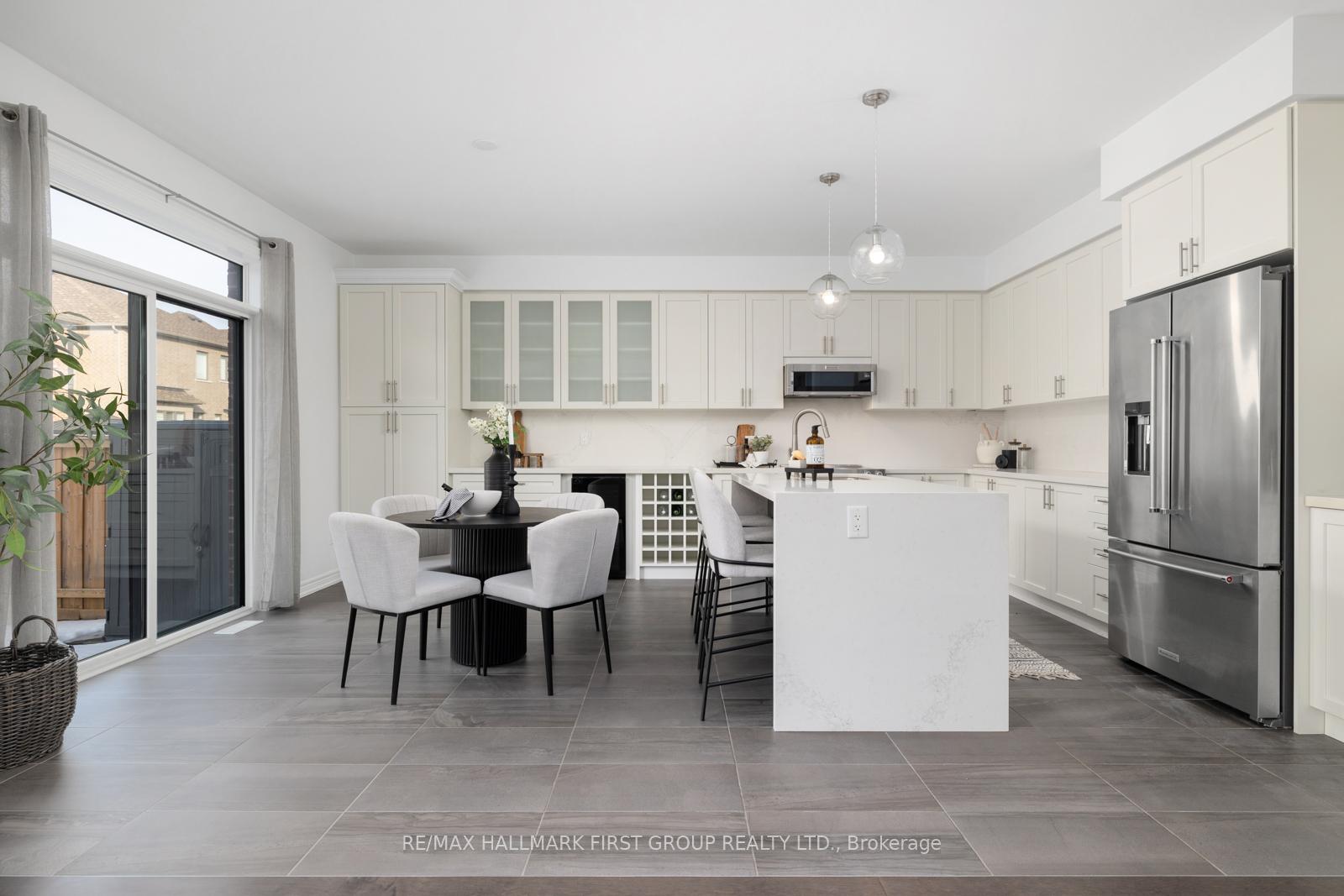 Photo 11 of 20 Auckland Drive, Whitby, Rural Whitby — HOMEH