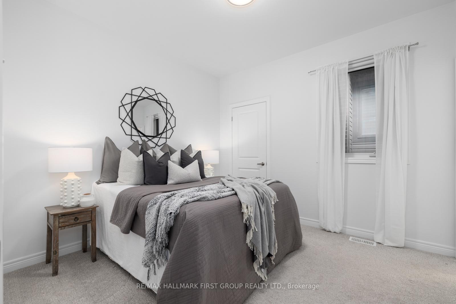 Photo 37 of 20 Auckland Drive, Whitby, Rural Whitby — HOMEH