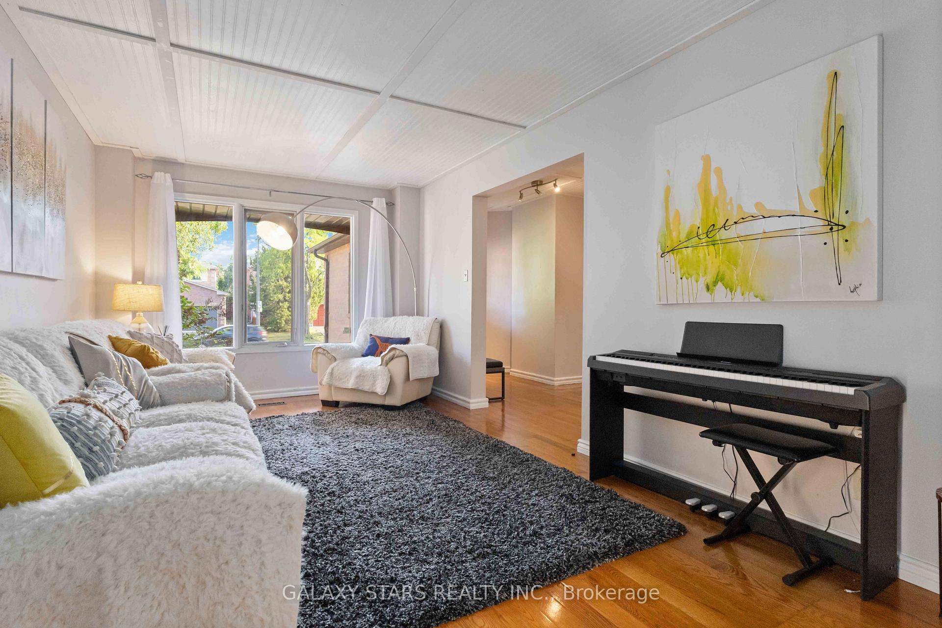 Photo 7 of 119 Sullivan Drive, Ajax, Central — HOMEH