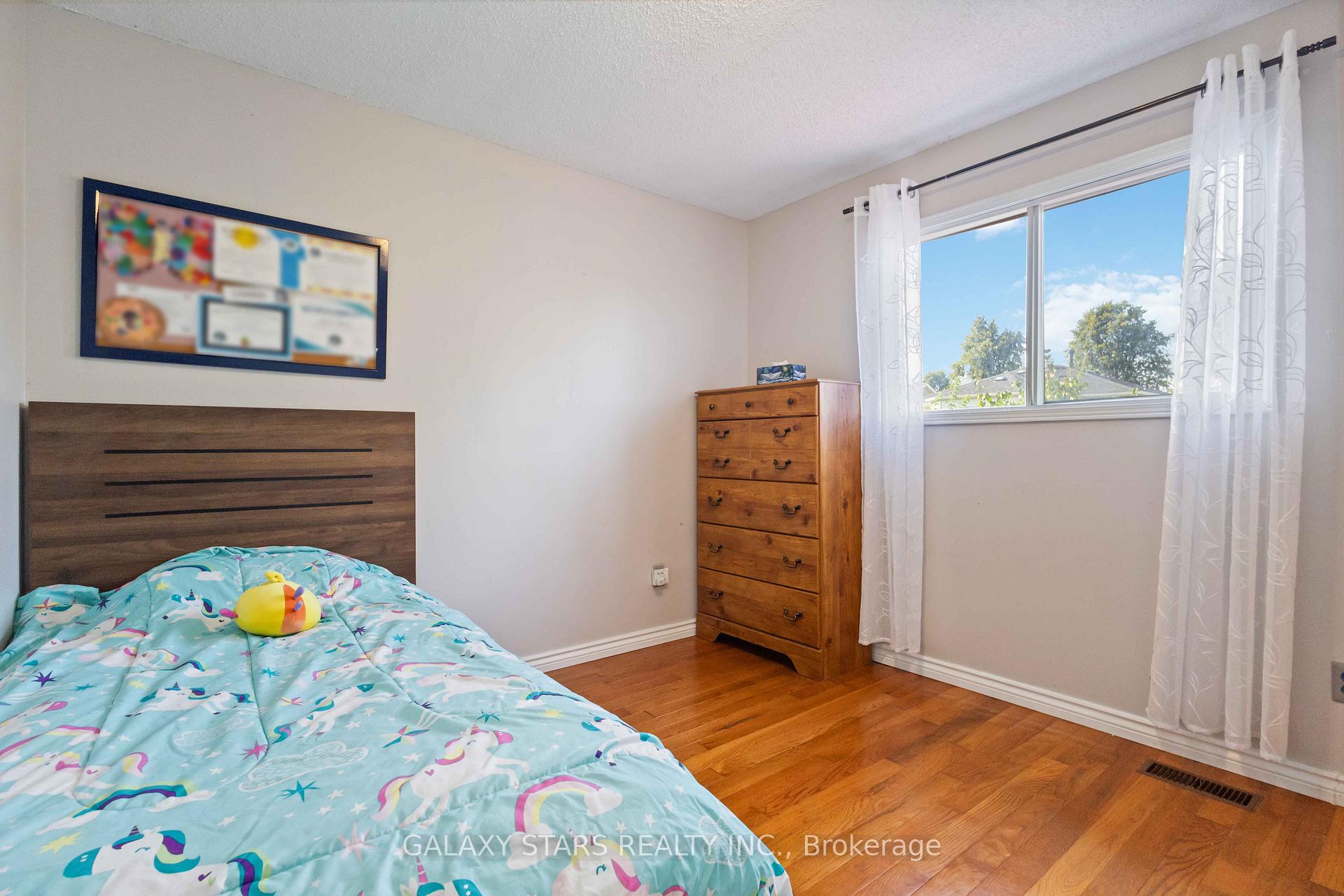 Photo 31 of 119 Sullivan Drive, Ajax, Central — HOMEH