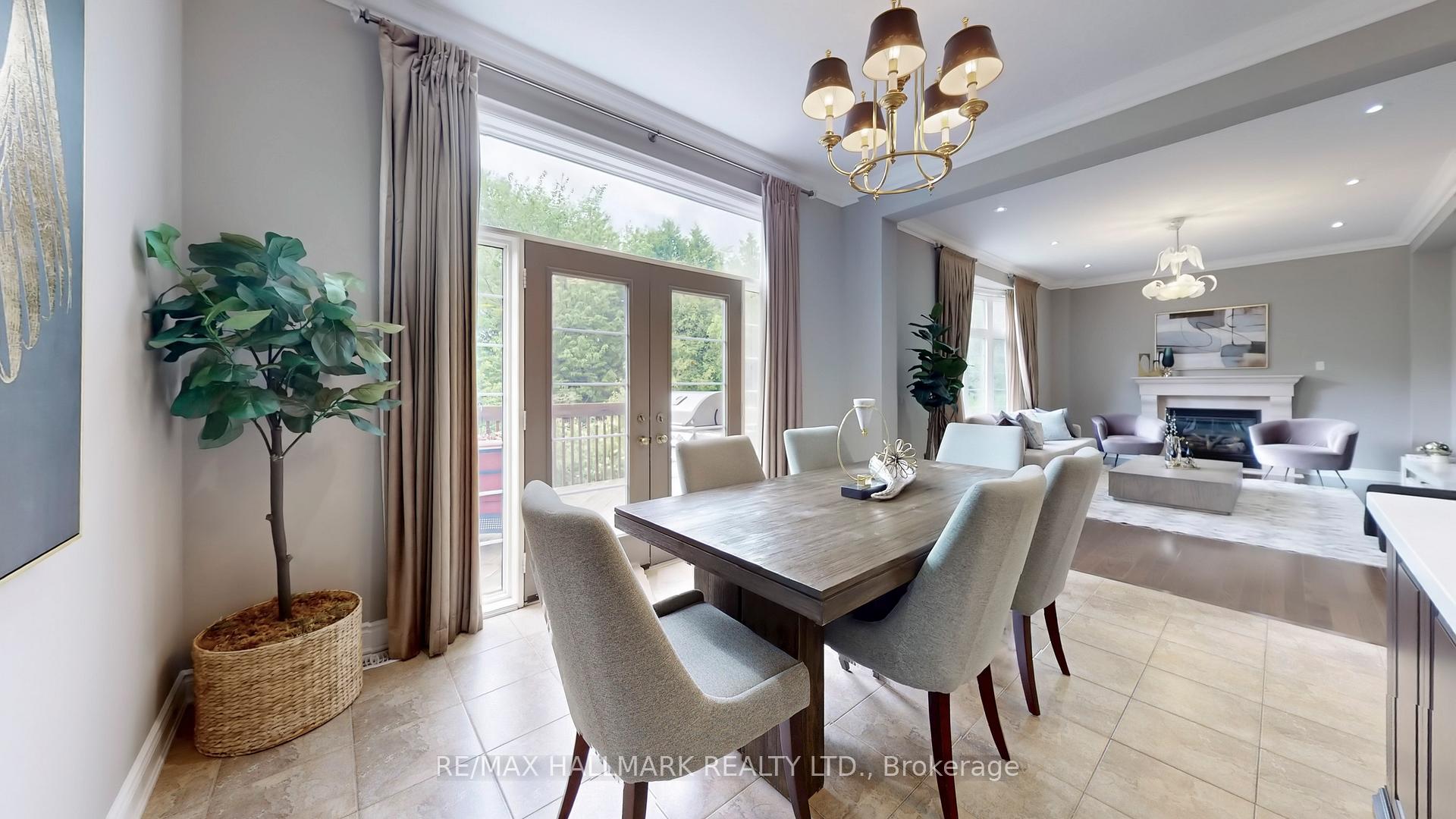 Photo 23 of 126 Sir Stevens Drive, Vaughan, Patterson — HOMEH