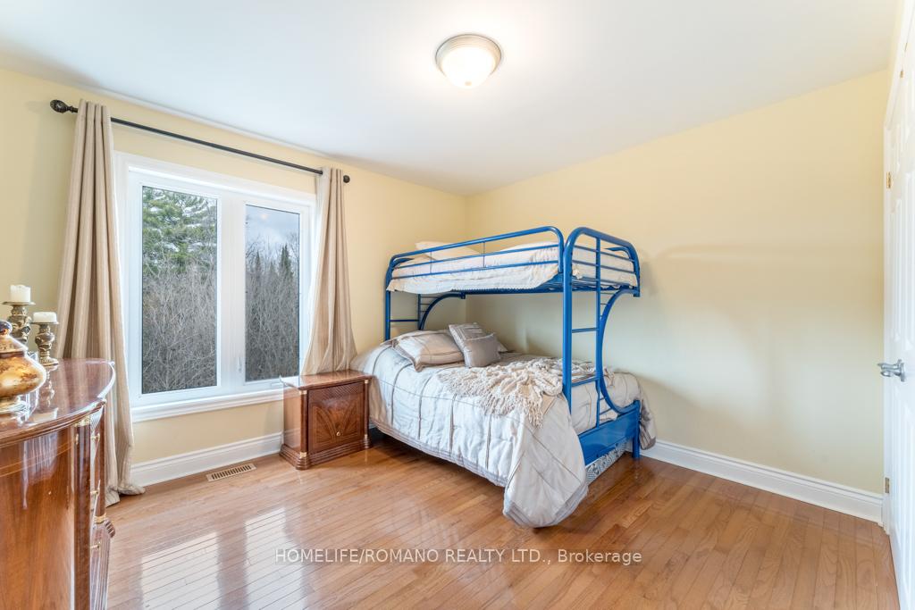 Photo 23 of 5 Hunters Glen, Whitestone, Hagerman — HOMEH