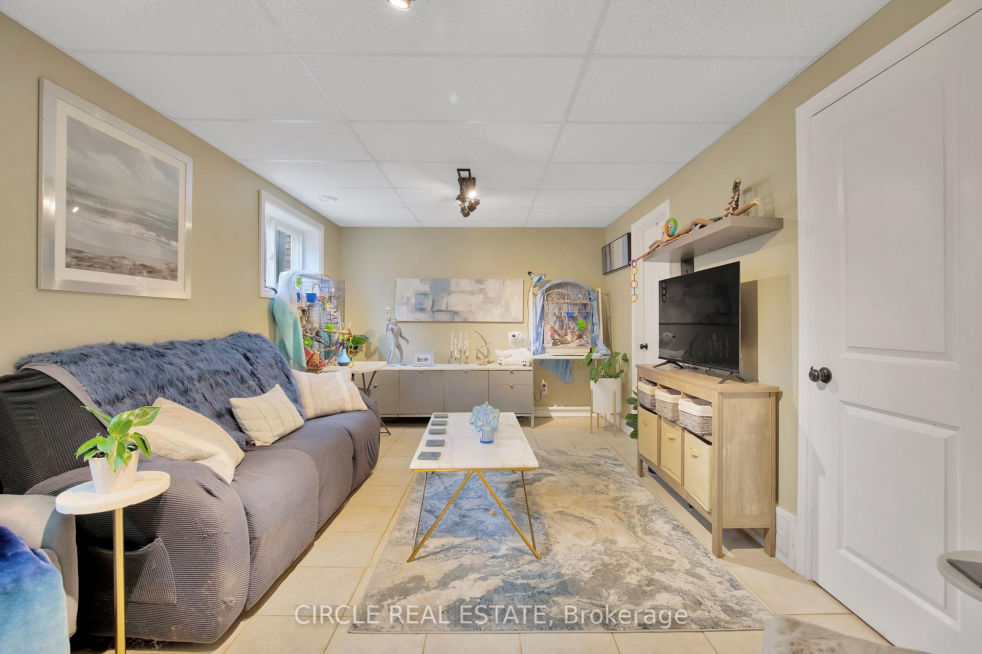 Photo 23 of 3691 Wildwood Drive, Windsor — HOMEH
