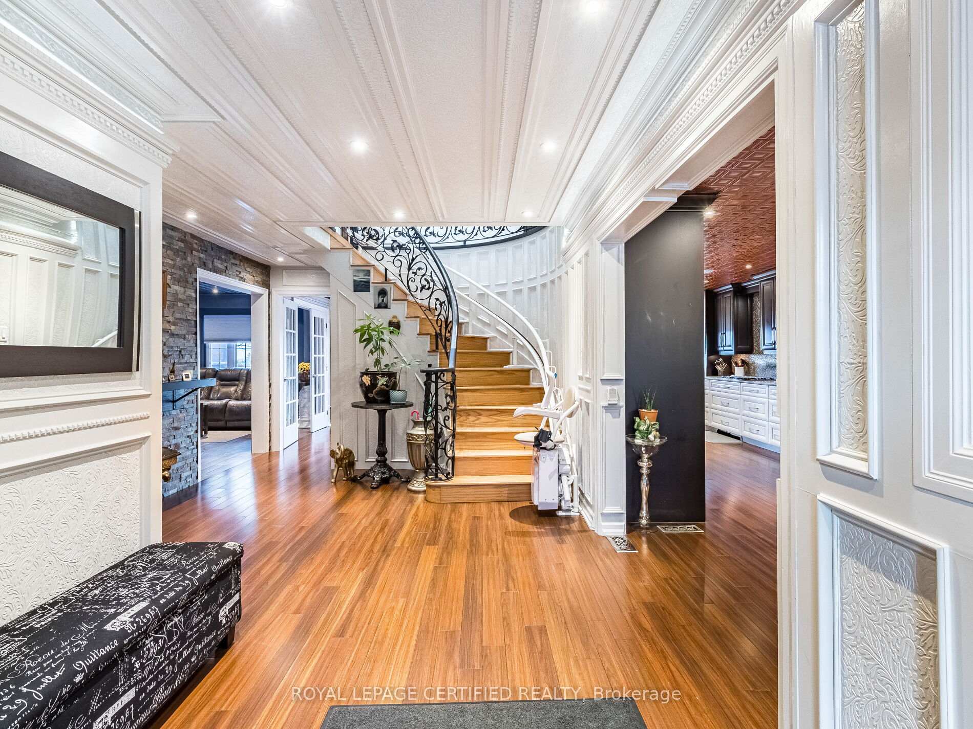 Photo 3 of 172 Melissa Crescent, Whitby, Blue Grass Meadows — HOMEH
