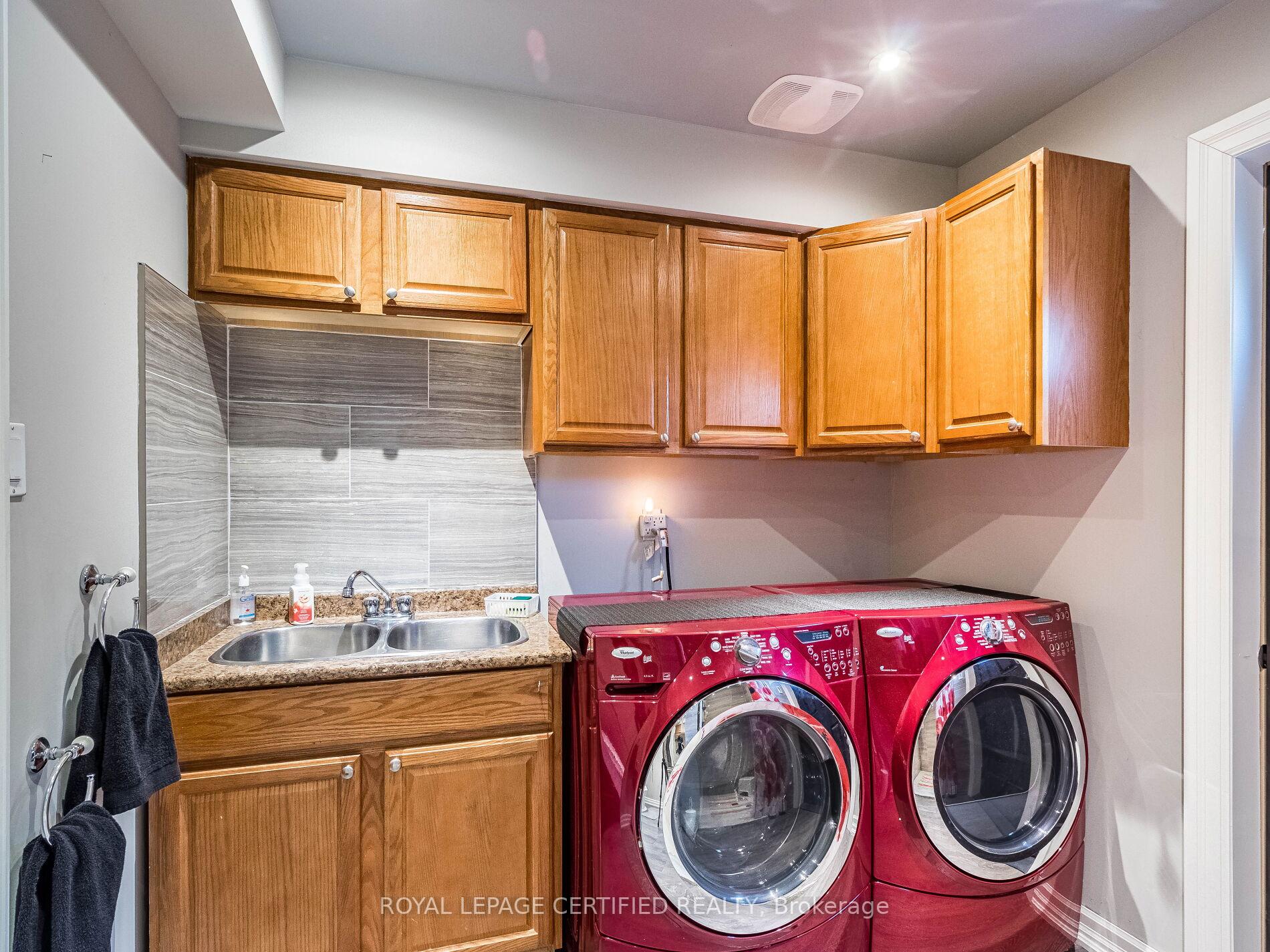 Photo 23 of 172 Melissa Crescent, Whitby, Blue Grass Meadows — HOMEH