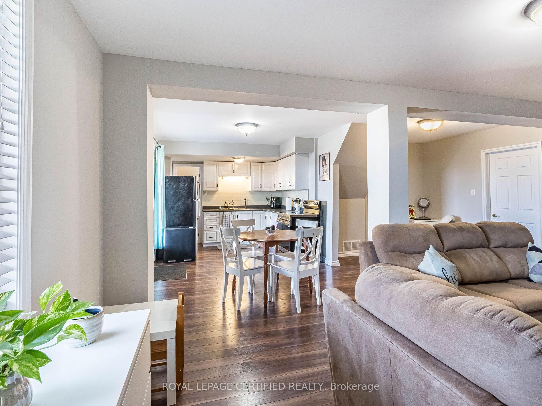 Photo 45 of 172 Melissa Crescent, Whitby, Blue Grass Meadows — HOMEH