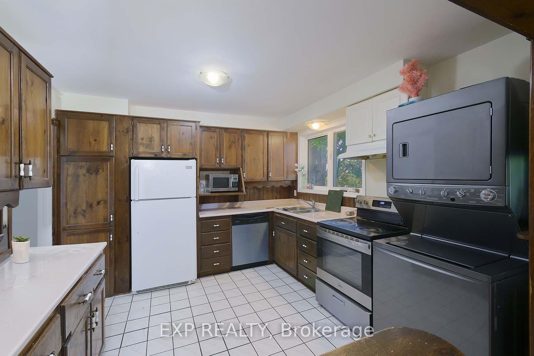 Photo 22 of 2 Roslyn Road, Barrie, Wellington — HOMEH