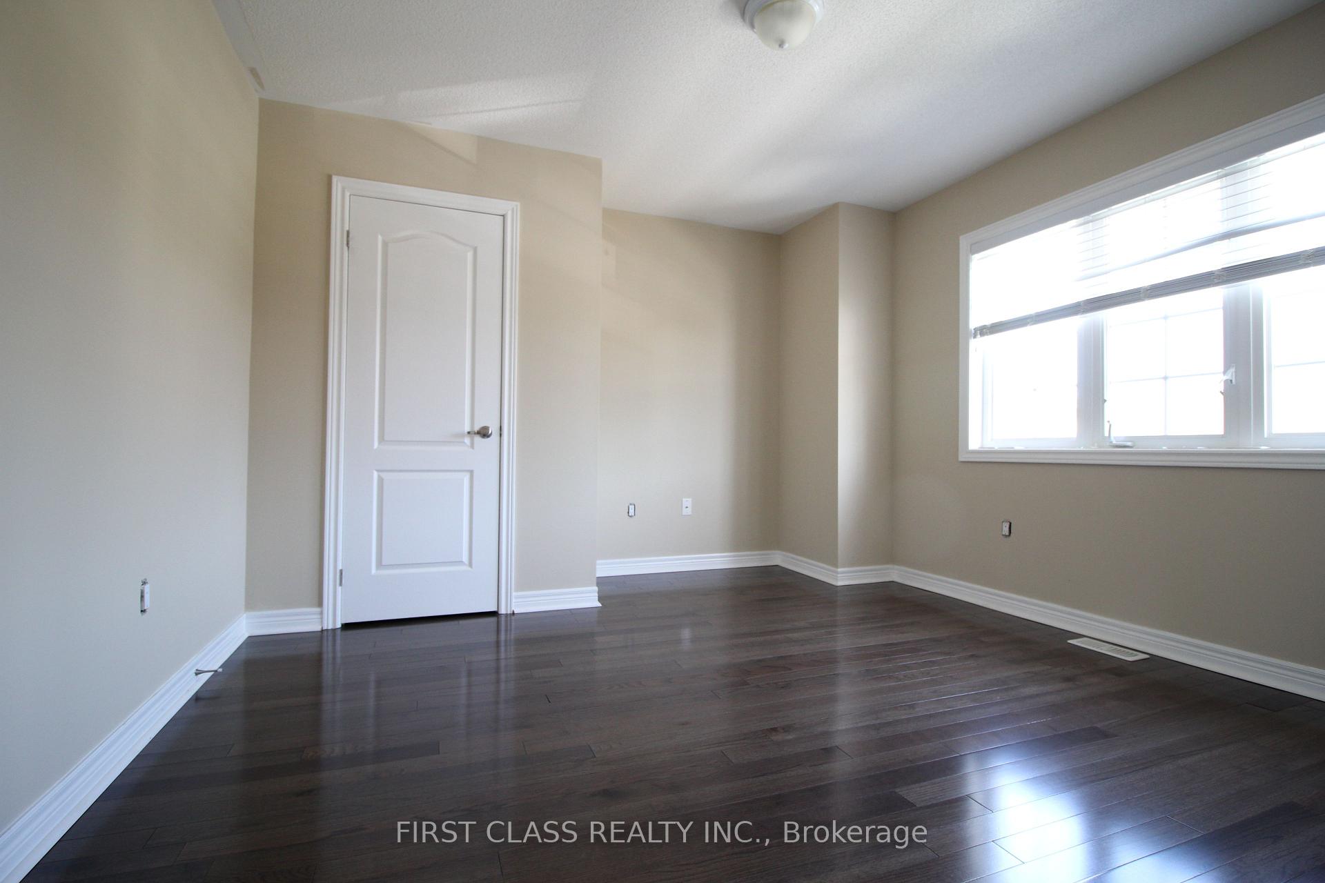 Photo 12 of 63 Promenade Drive, Whitby, Taunton North — HOMEH