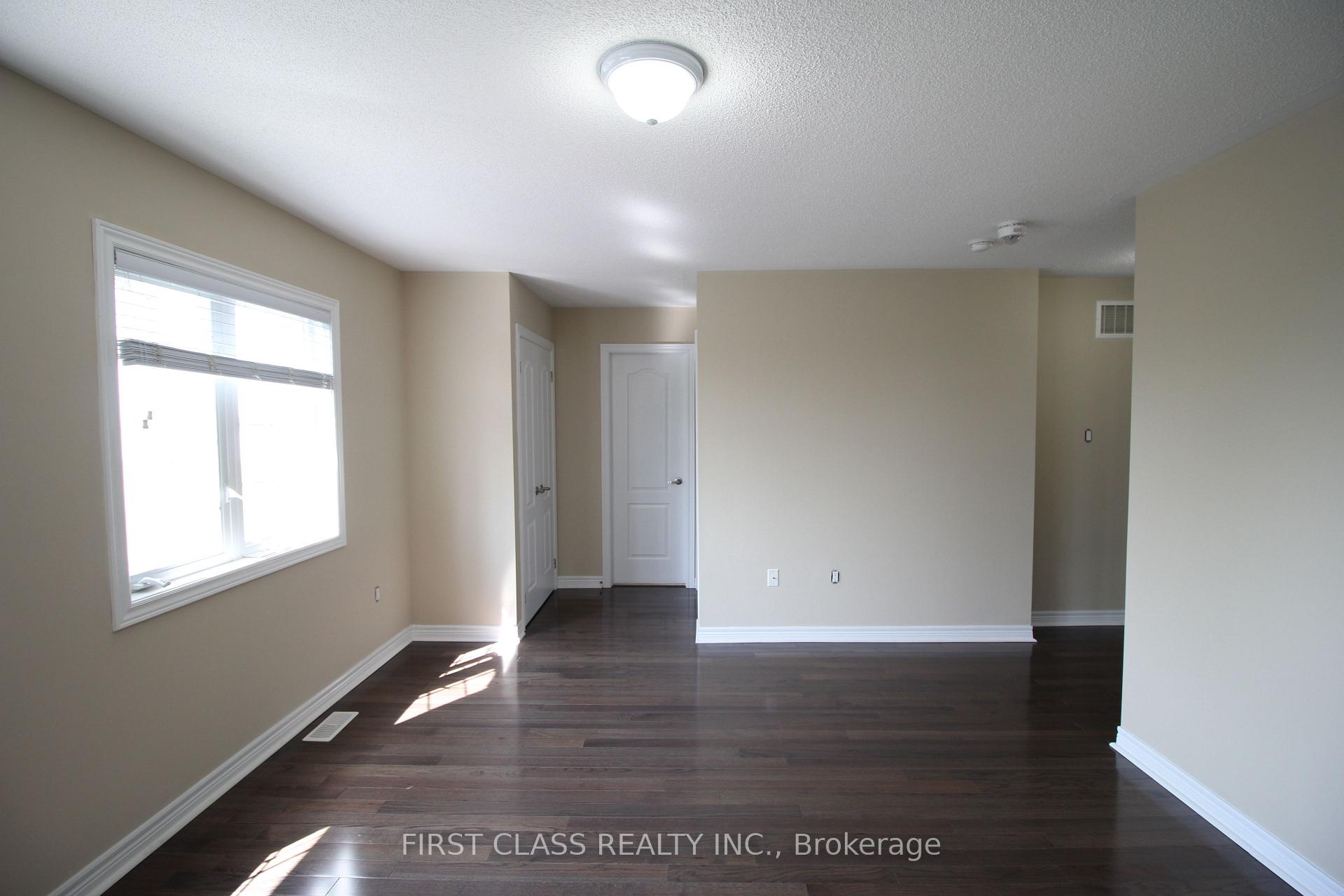 Photo 15 of 63 Promenade Drive, Whitby, Taunton North — HOMEH