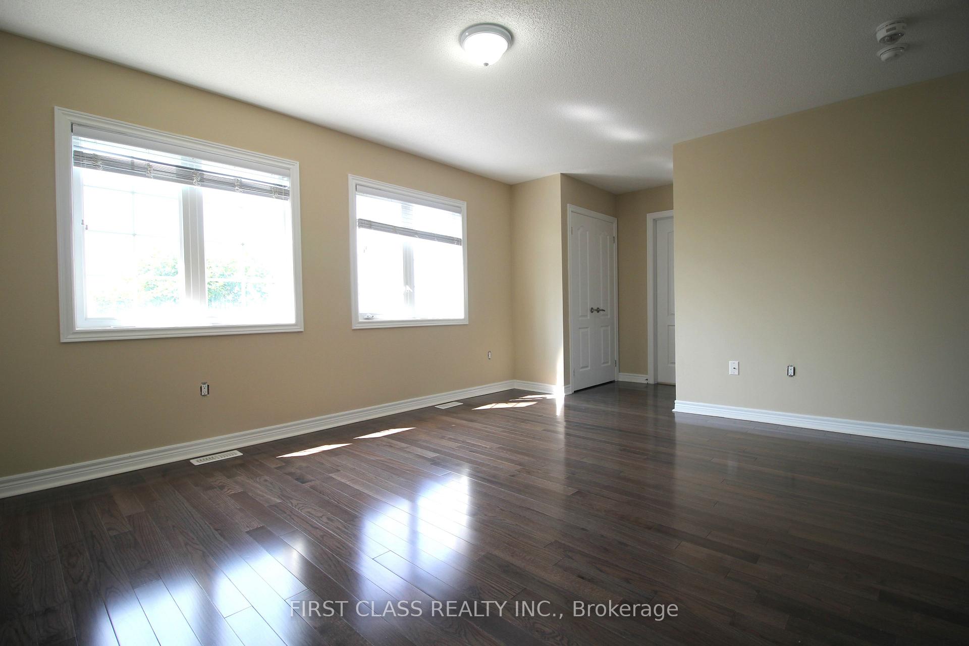 Photo 16 of 63 Promenade Drive, Whitby, Taunton North — HOMEH