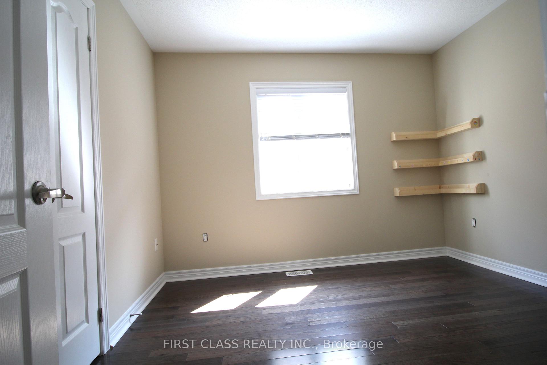 Photo 17 of 63 Promenade Drive, Whitby, Taunton North — HOMEH