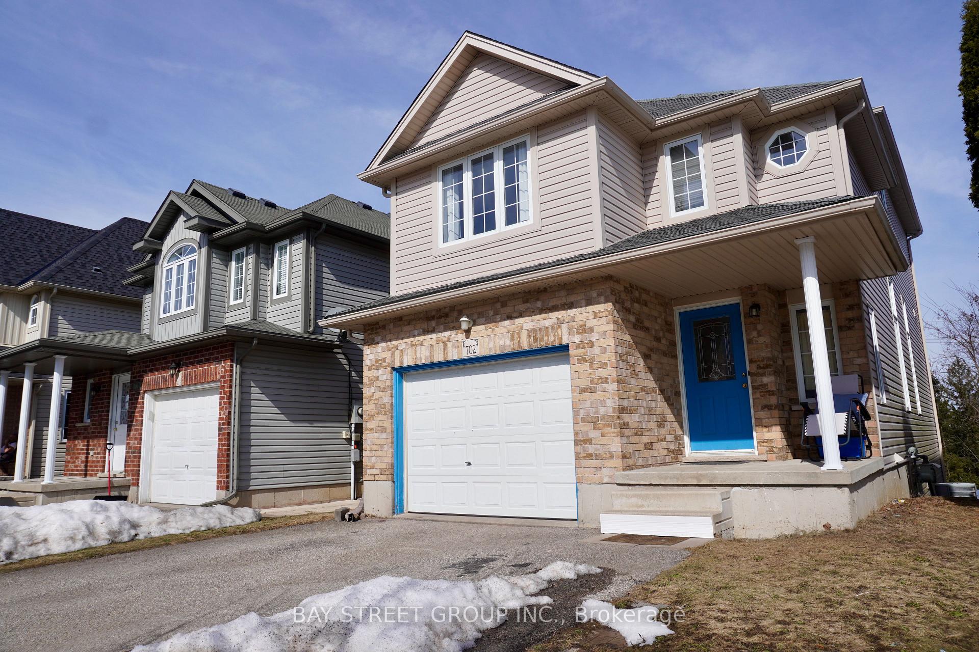Photo 2 of 702 Wild Ginger Avenue, Waterloo — HOMEH