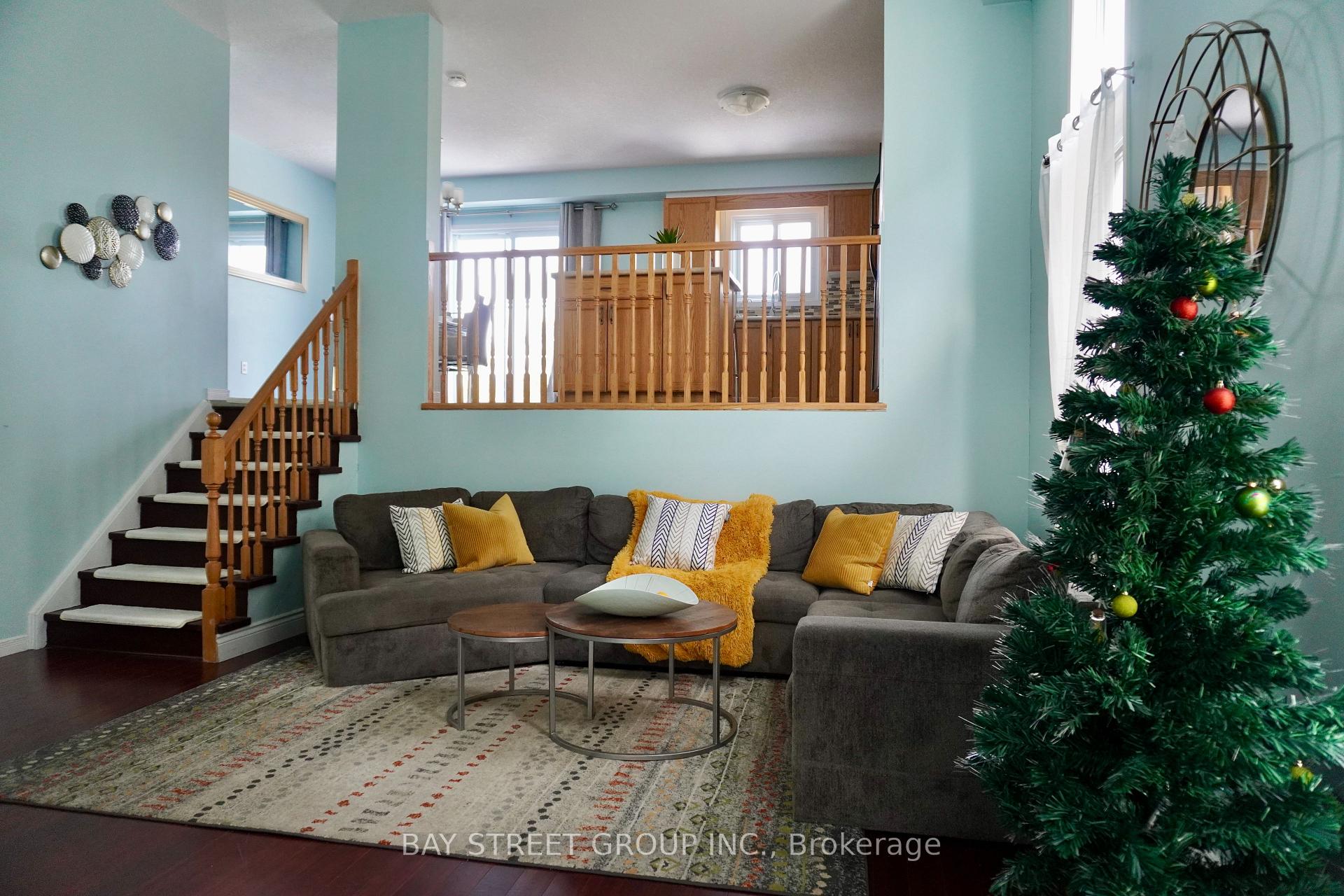 Photo 6 of 702 Wild Ginger Avenue, Waterloo — HOMEH