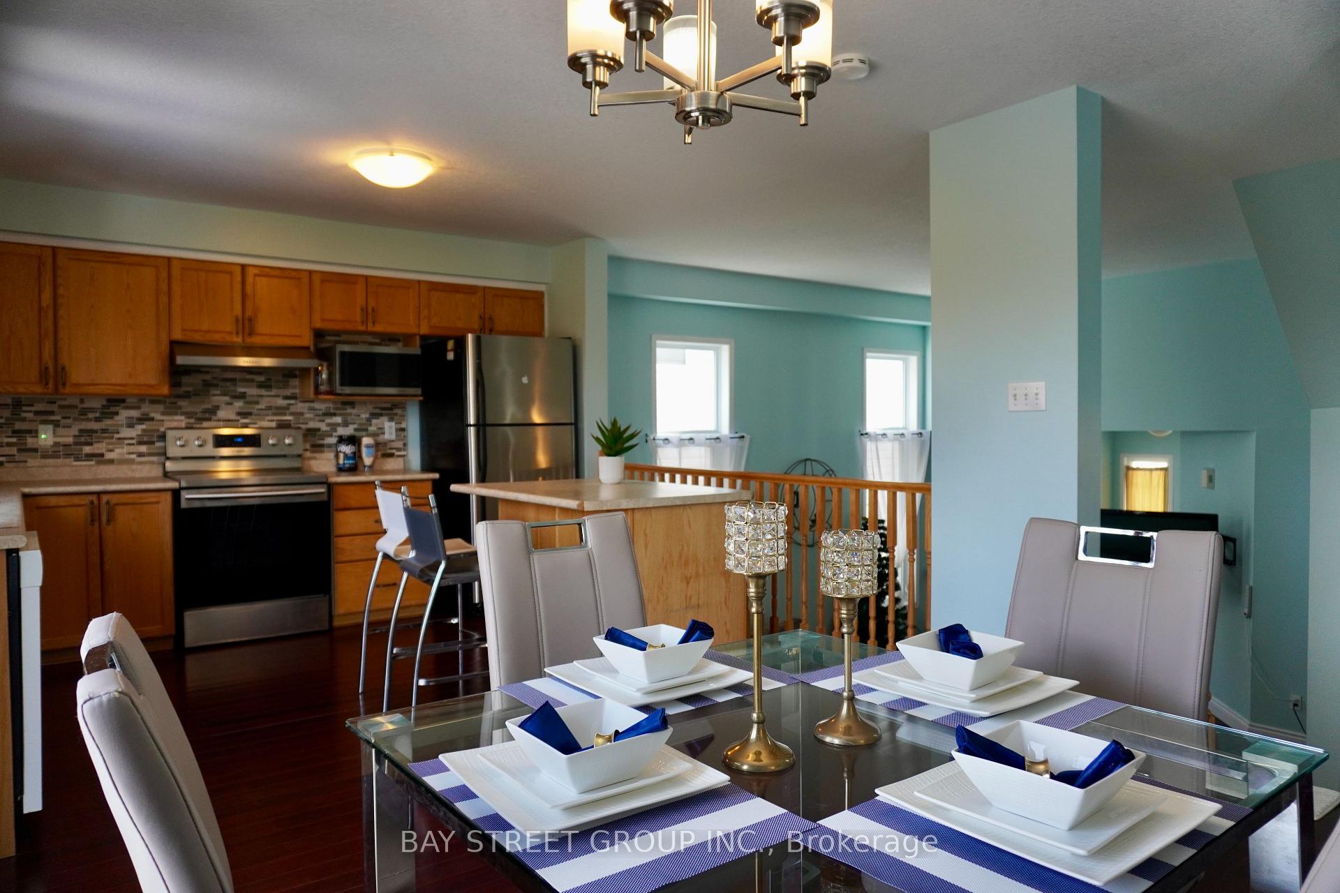 Photo 13 of 702 Wild Ginger Avenue, Waterloo — HOMEH