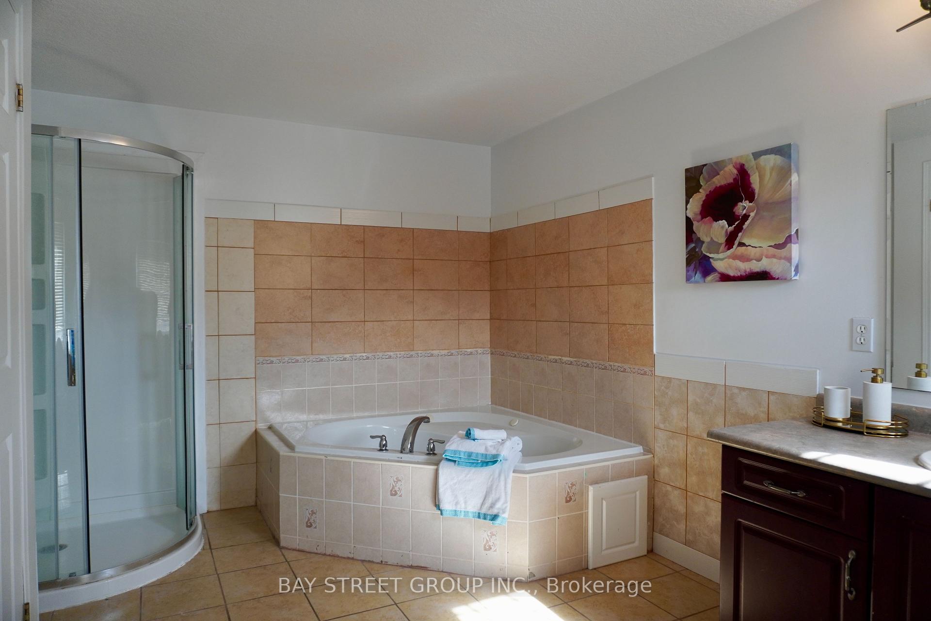 Photo 19 of 702 Wild Ginger Avenue, Waterloo — HOMEH