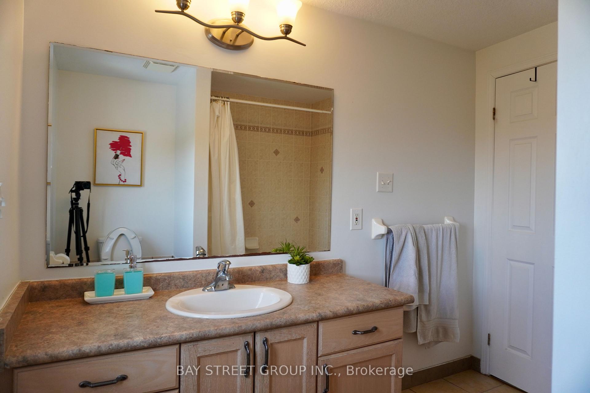 Photo 26 of 702 Wild Ginger Avenue, Waterloo — HOMEH